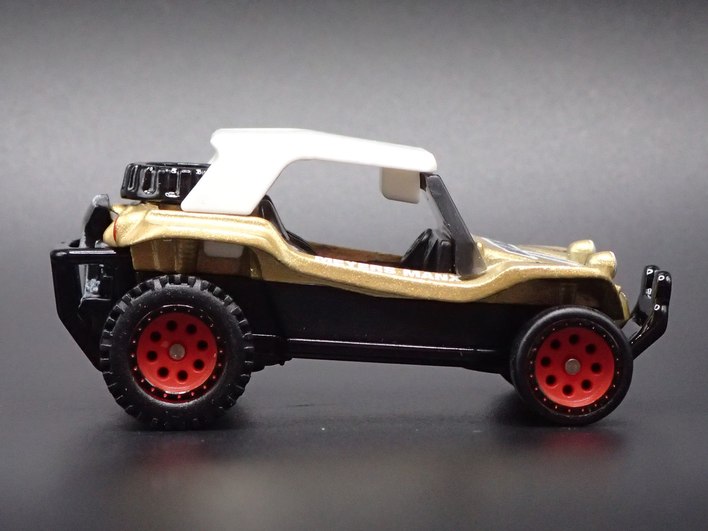 1965-1971 VW VOLKSWAGEN MEYERS MANX BUGGY GOLD 1:64 SCALE DIECAST MODEL CAR
