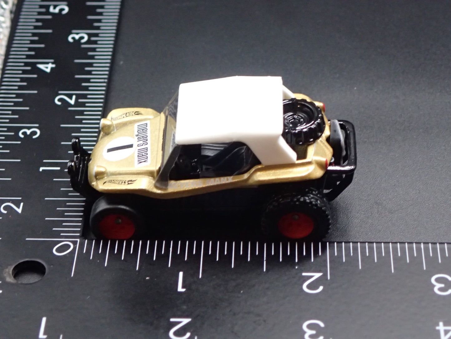 1965-1971 VW VOLKSWAGEN MEYERS MANX BUGGY GOLD 1:64 SCALE DIECAST MODEL CAR