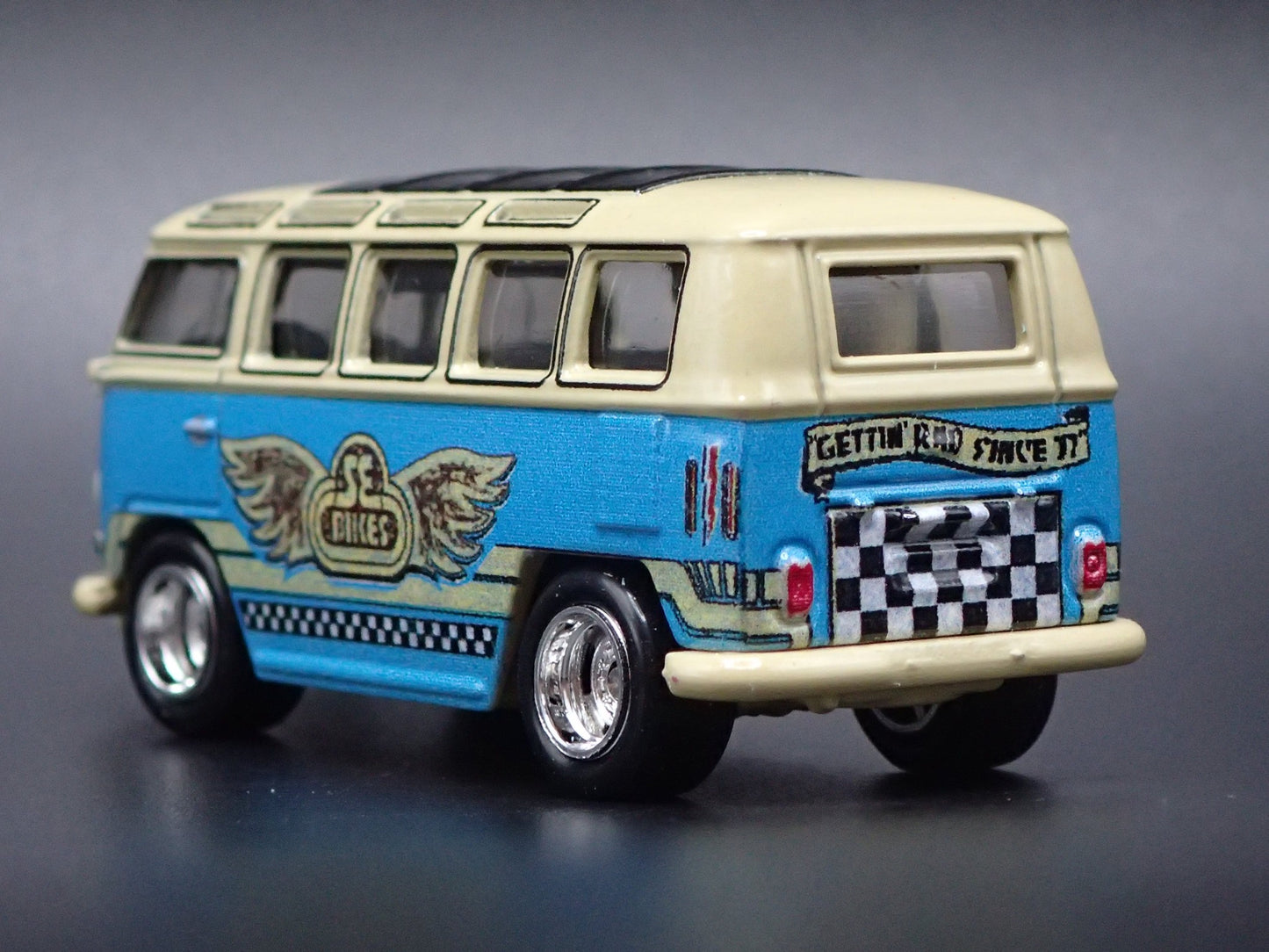 1950-1967 VW VOLKSWAGEN TYPE 2 T1 23 WINDOW BUS 1:64 SCALE DIECAST MODEL CAR