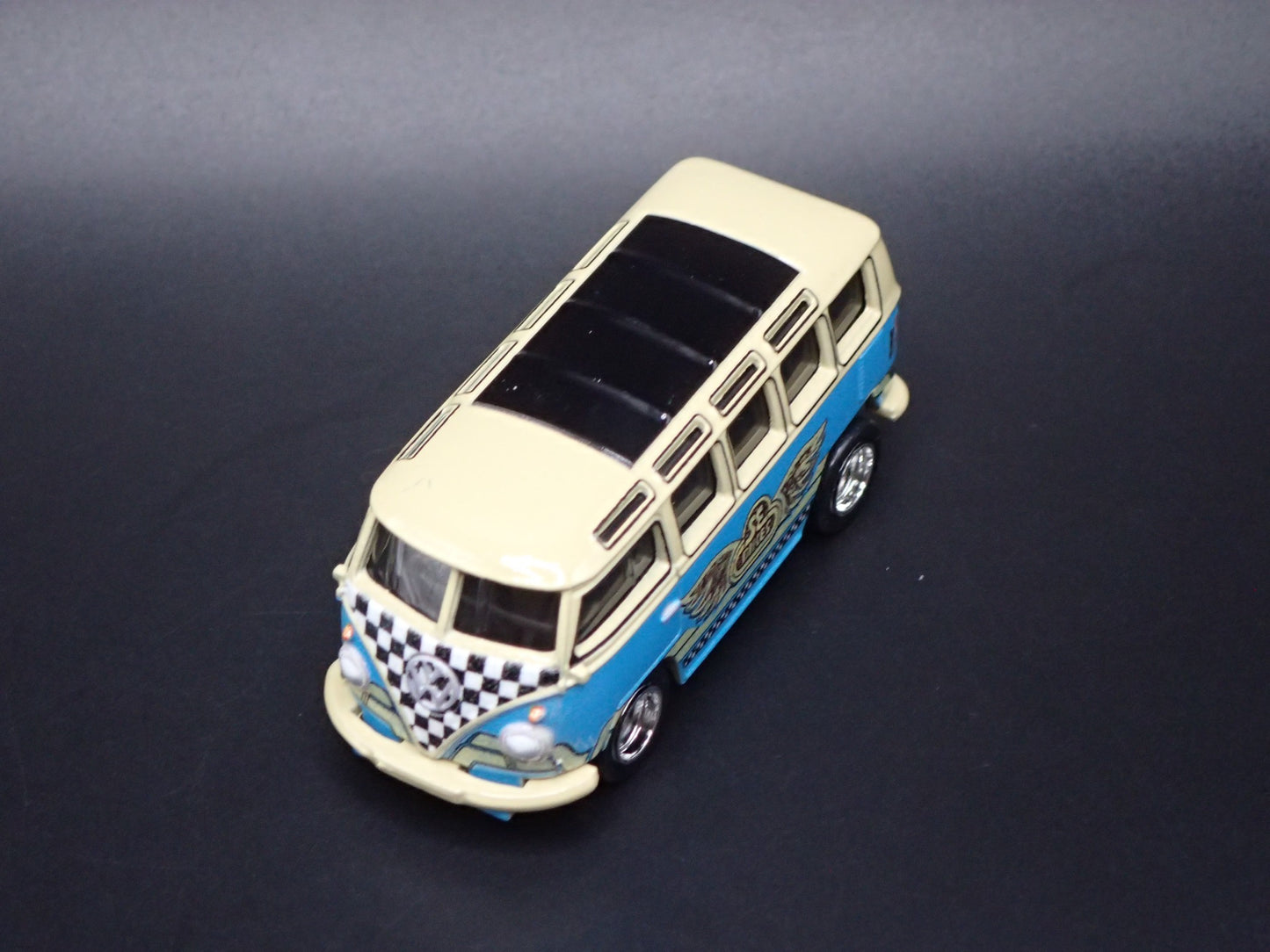 1950-1967 VW VOLKSWAGEN TYPE 2 T1 23 WINDOW BUS 1:64 SCALE DIECAST MODEL CAR