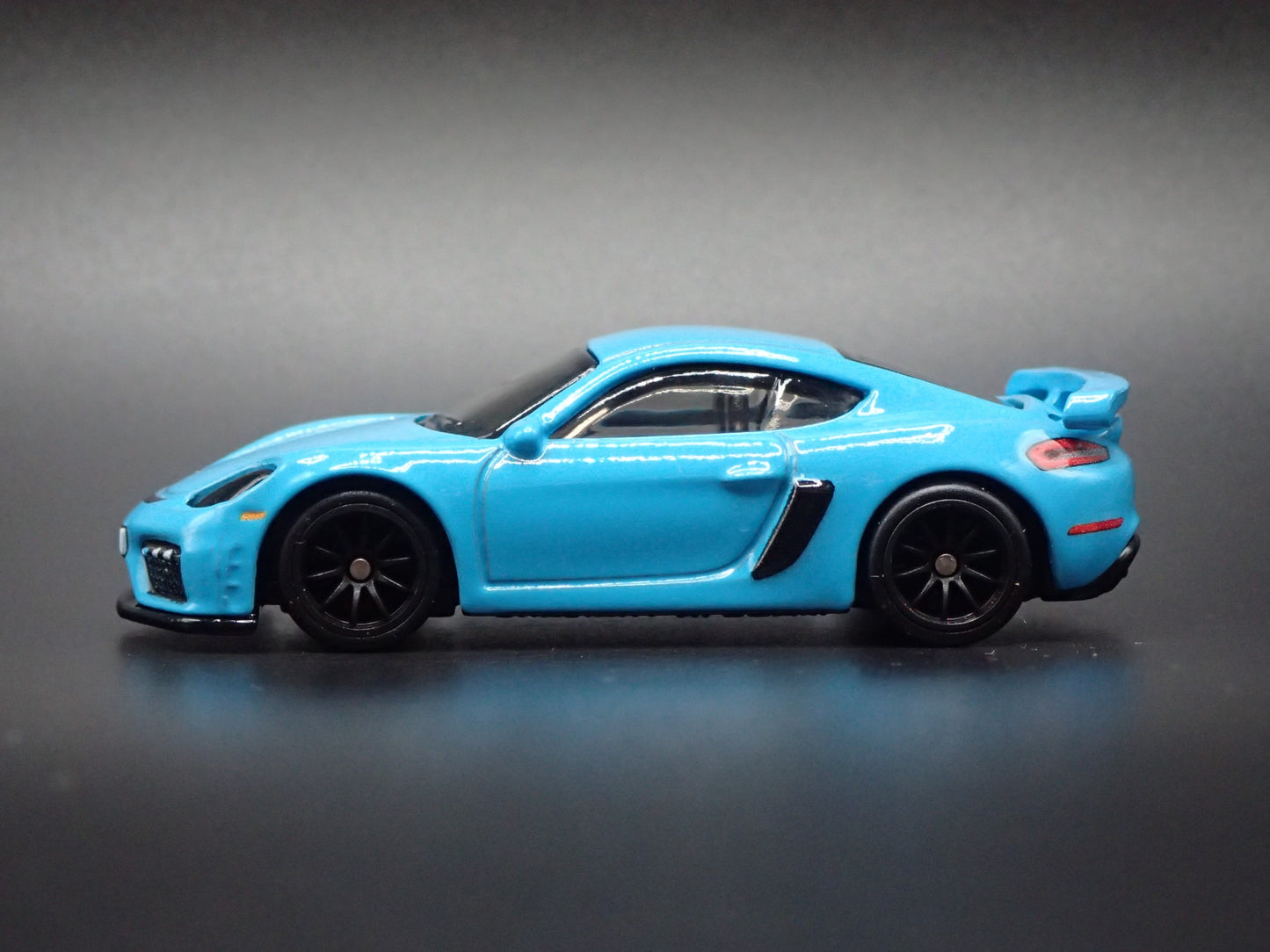 2020-2023 PORSCHE 718 CAYMAN GT4 BLUE 1:64 SCALE COLLECTIBLE DIECAST MODEL CAR