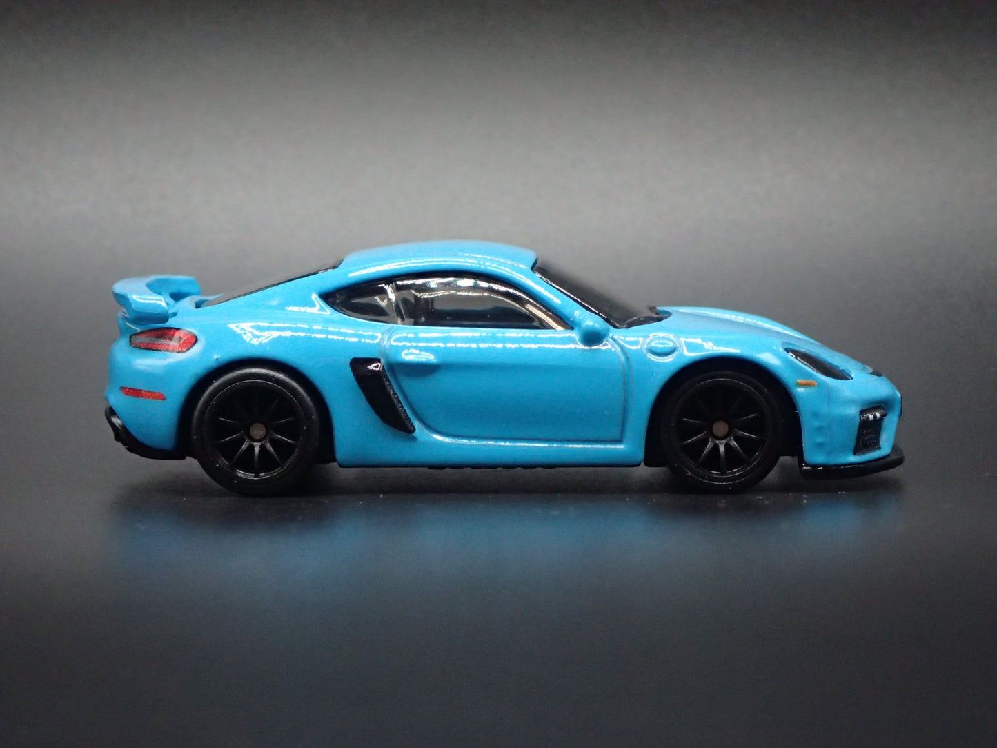 2020-2023 PORSCHE 718 CAYMAN GT4 BLUE 1:64 SCALE COLLECTIBLE DIECAST MODEL CAR