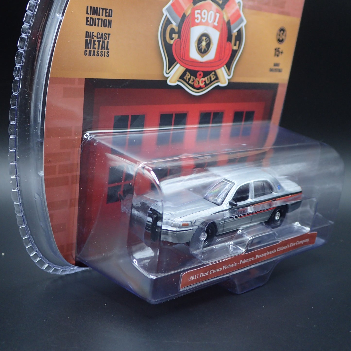2011 FORD CROWN VICTORIA PALMYRA PA FIRE FIRE RESCUE 5 RAW GREEN MACHINE CHASE