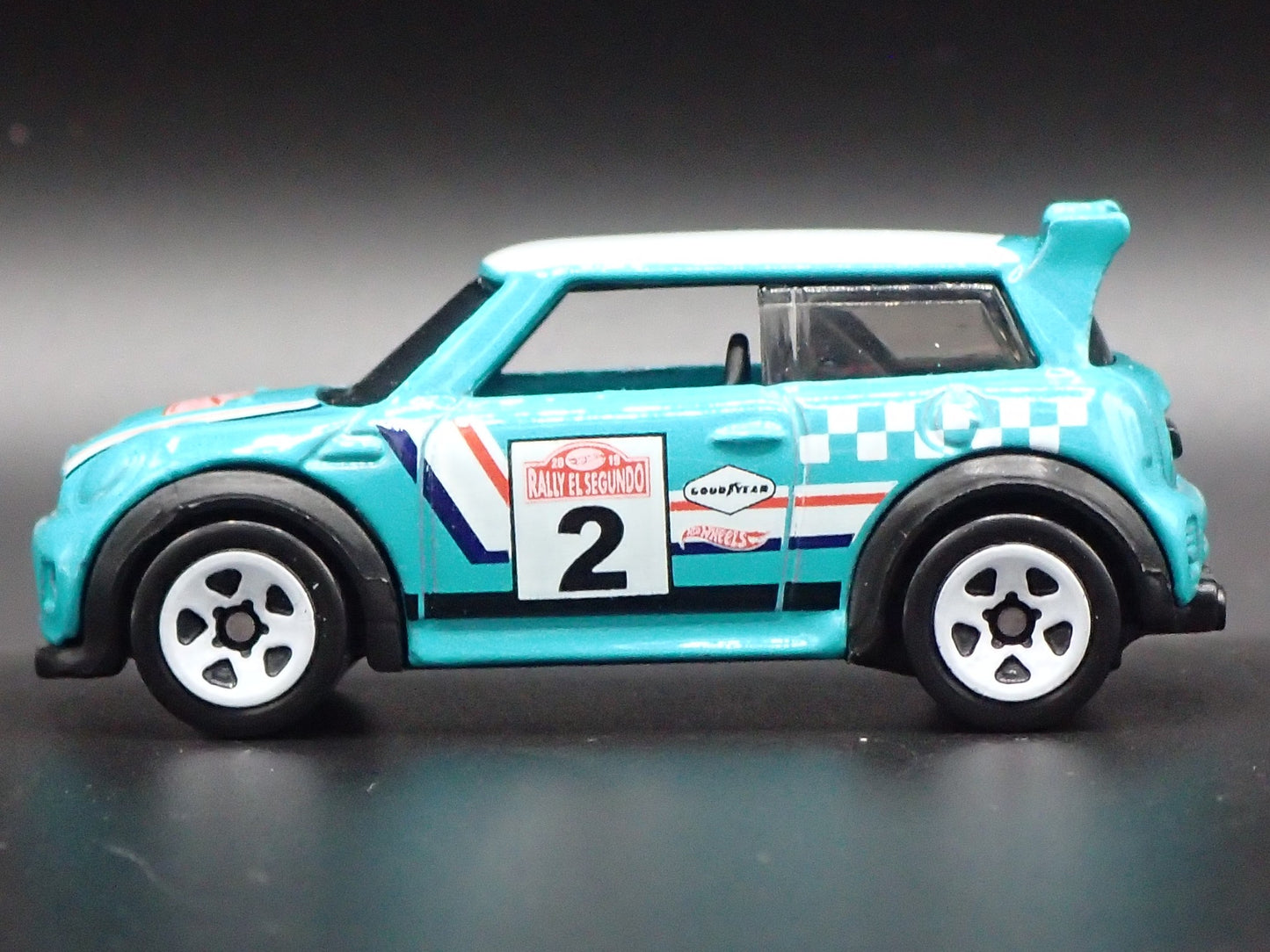 2007-2014 MINI COOPER S TEAL 1:64 SCALE COLLECTIBLE DIORAMA DIECAST MODEL CAR