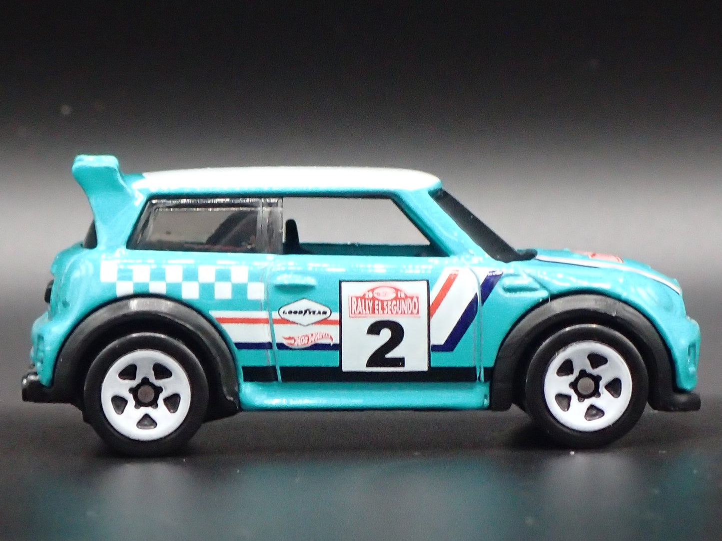 2007-2014 MINI COOPER S TEAL 1:64 SCALE COLLECTIBLE DIORAMA DIECAST MODEL CAR