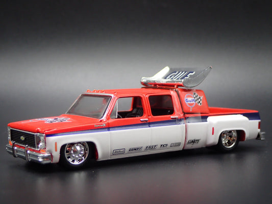 1973 73 CHEVY CHEYENNE SUPER 30 DUALLY SQUARE BODY TRUCK 1/64 DIECAST MODEL CAR