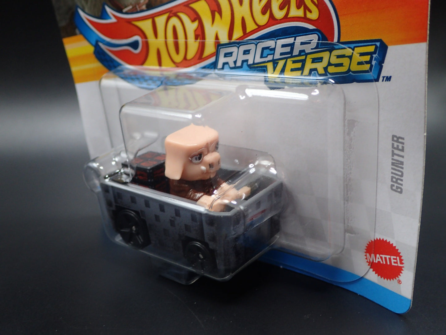 2025 HOT WHEELS RACER VERSE GRUNTER A MINECRAFT MOVIE