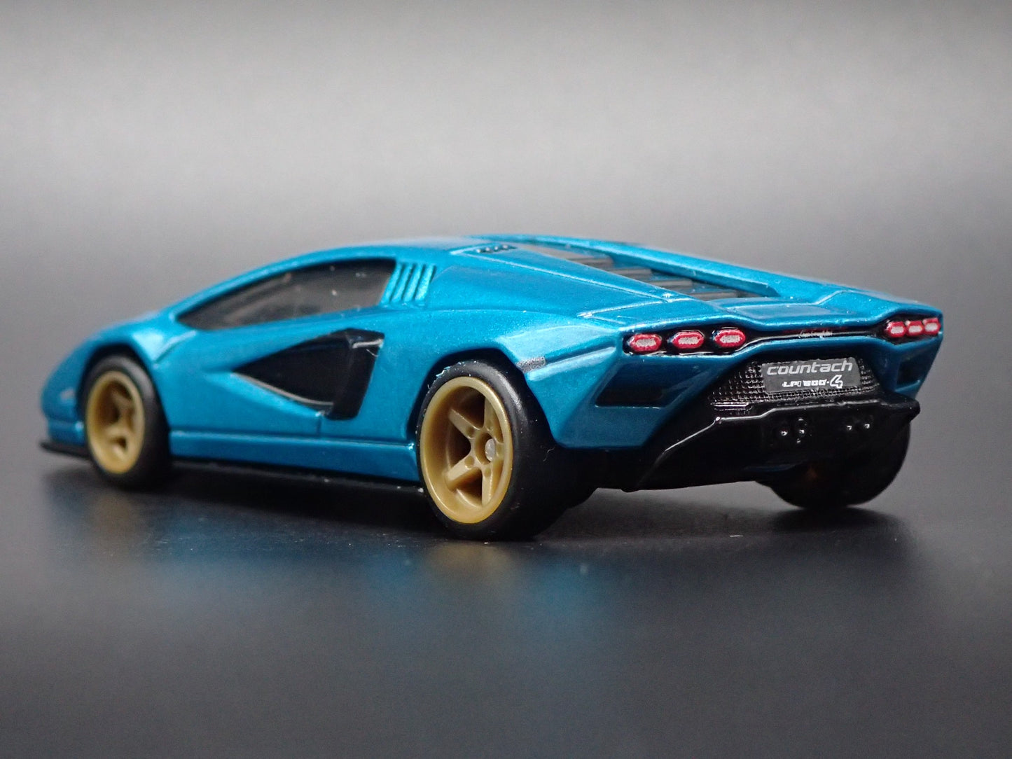 2021 21 LAMBORGHINI COUNTACH LPI 800-4 1:64 SCALE COLLECTIBLE DIECAST MODEL CAR