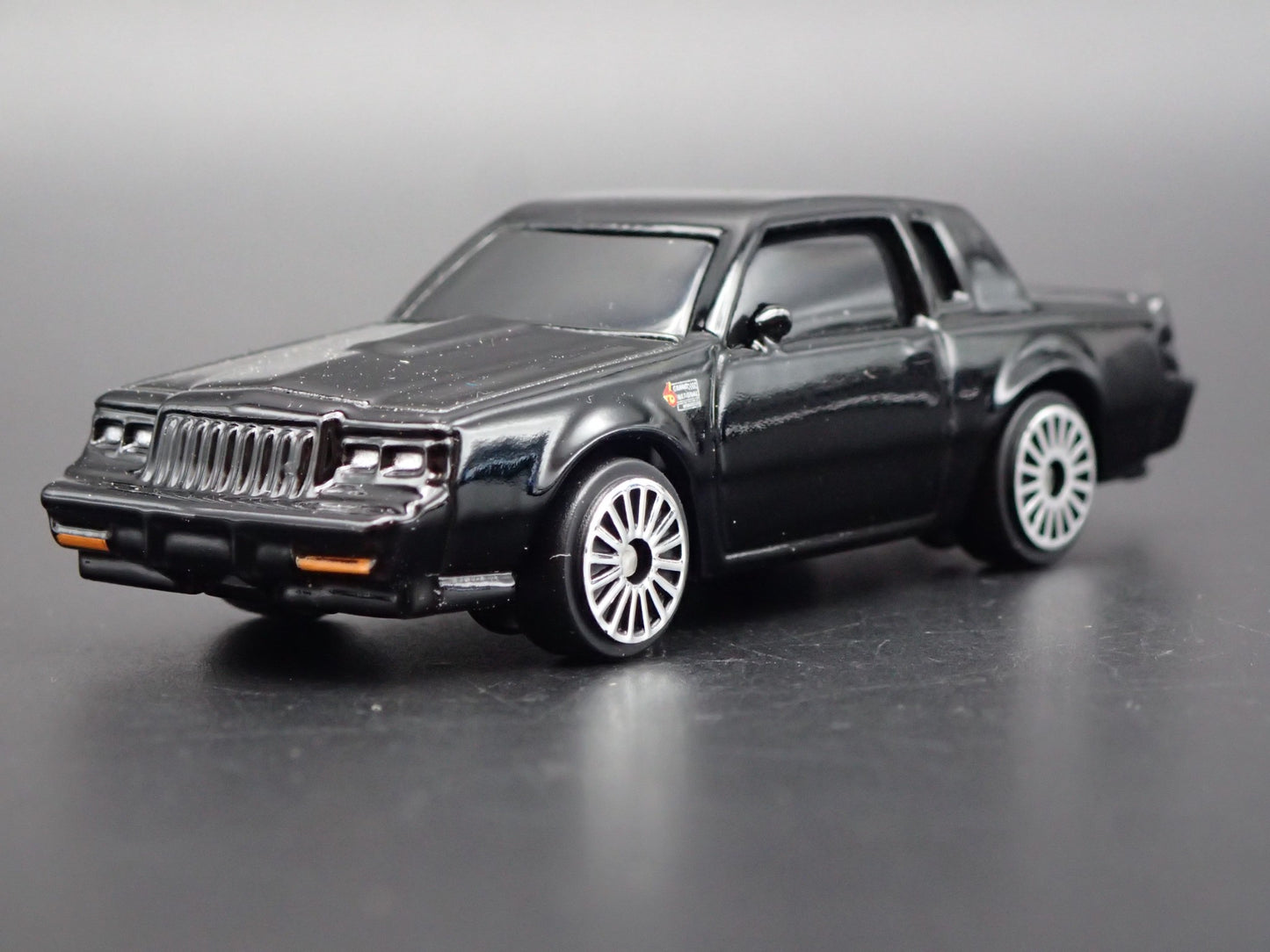 1987 87 BUICK GRAND NATIONAL GNX BLACK 1:64 SCALE DIORAMA DIECAST MODEL CAR