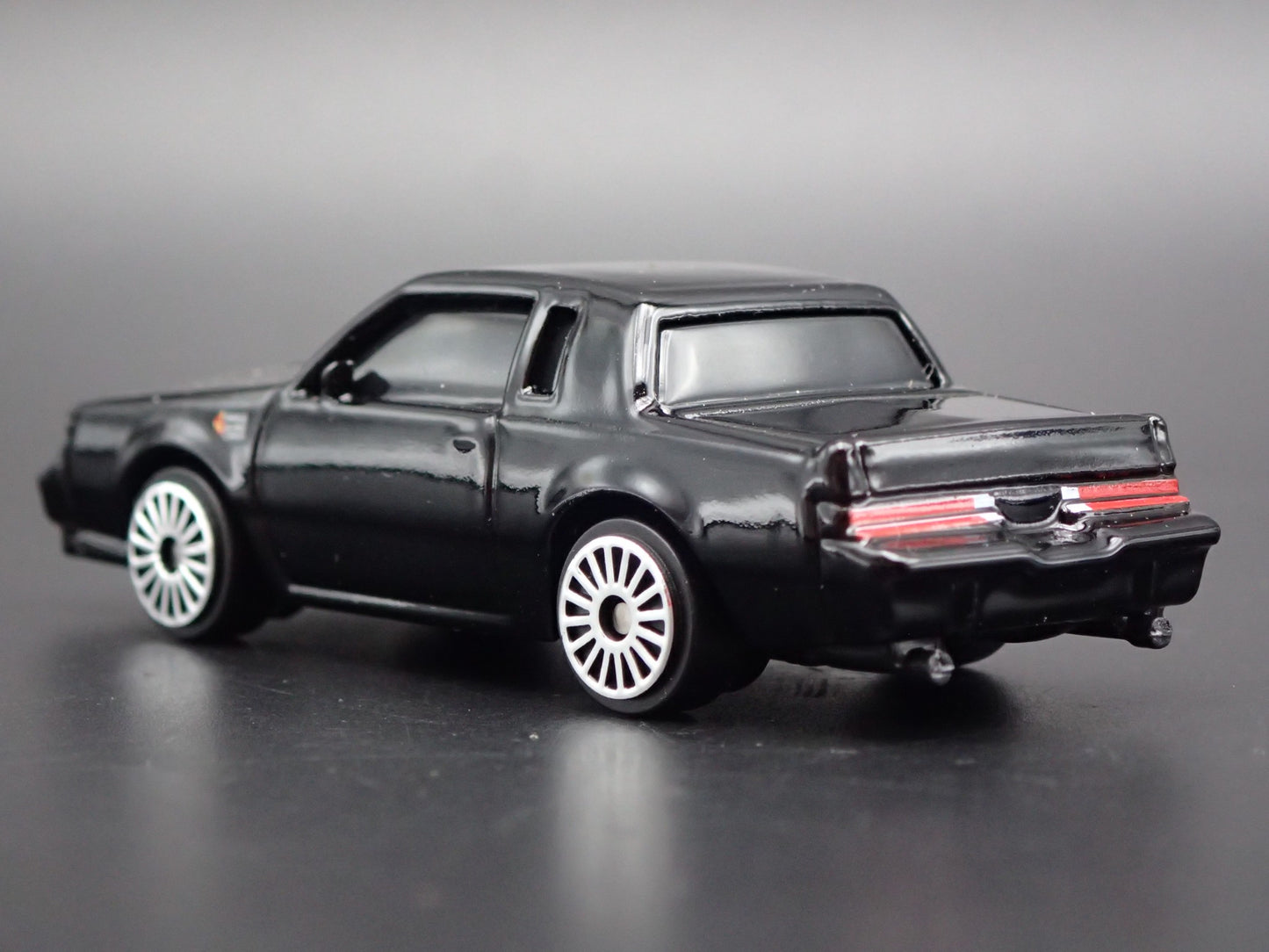 1987 87 BUICK GRAND NATIONAL GNX BLACK 1:64 SCALE DIORAMA DIECAST MODEL CAR