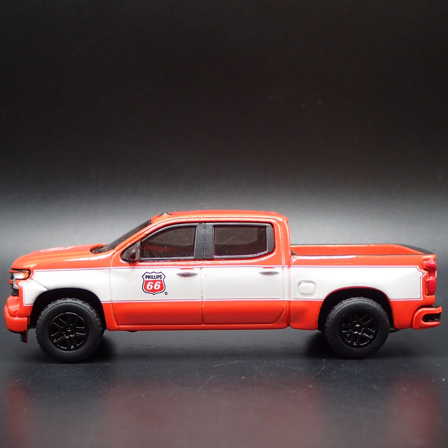 2023 23 CHEVY CHEVROLET SILVERADO PHILLIPS 66 GAS 1/64 SCALE DIECAST MODEL CAR