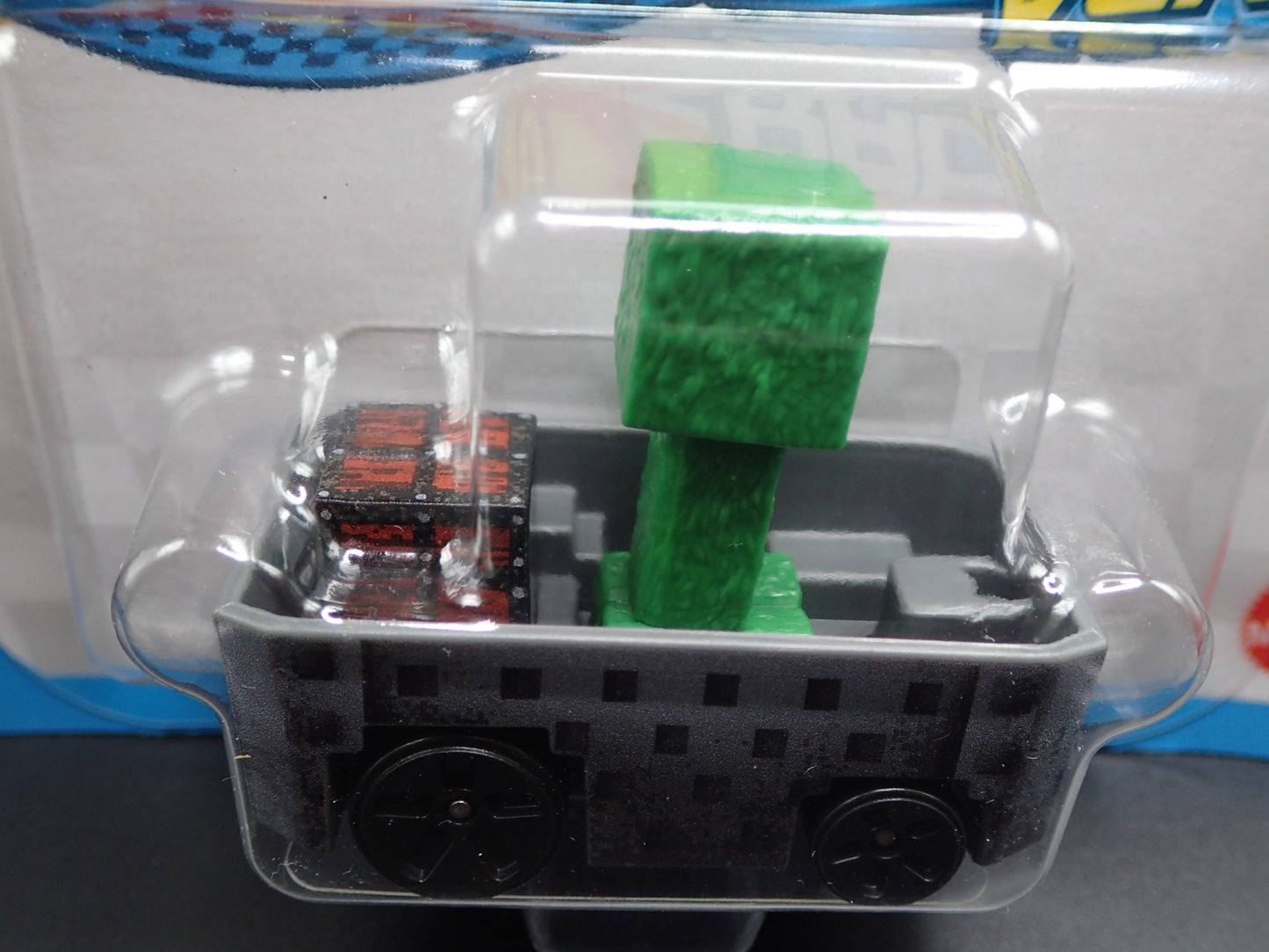 2025 HOT WHEELS RACER VERSE CREEPER A MINECRAFT MOVIE