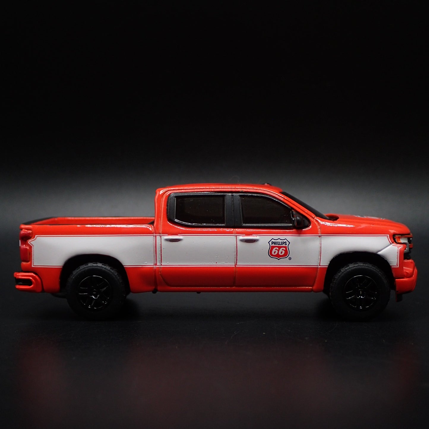 2023 23 CHEVY CHEVROLET SILVERADO PHILLIPS 66 GAS 1/64 SCALE DIECAST MODEL CAR