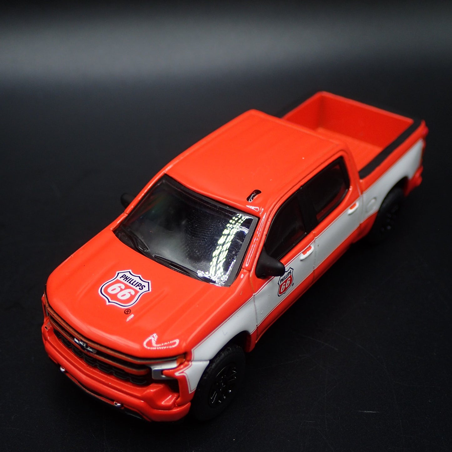 2023 23 CHEVY CHEVROLET SILVERADO PHILLIPS 66 GAS 1/64 SCALE DIECAST MODEL CAR