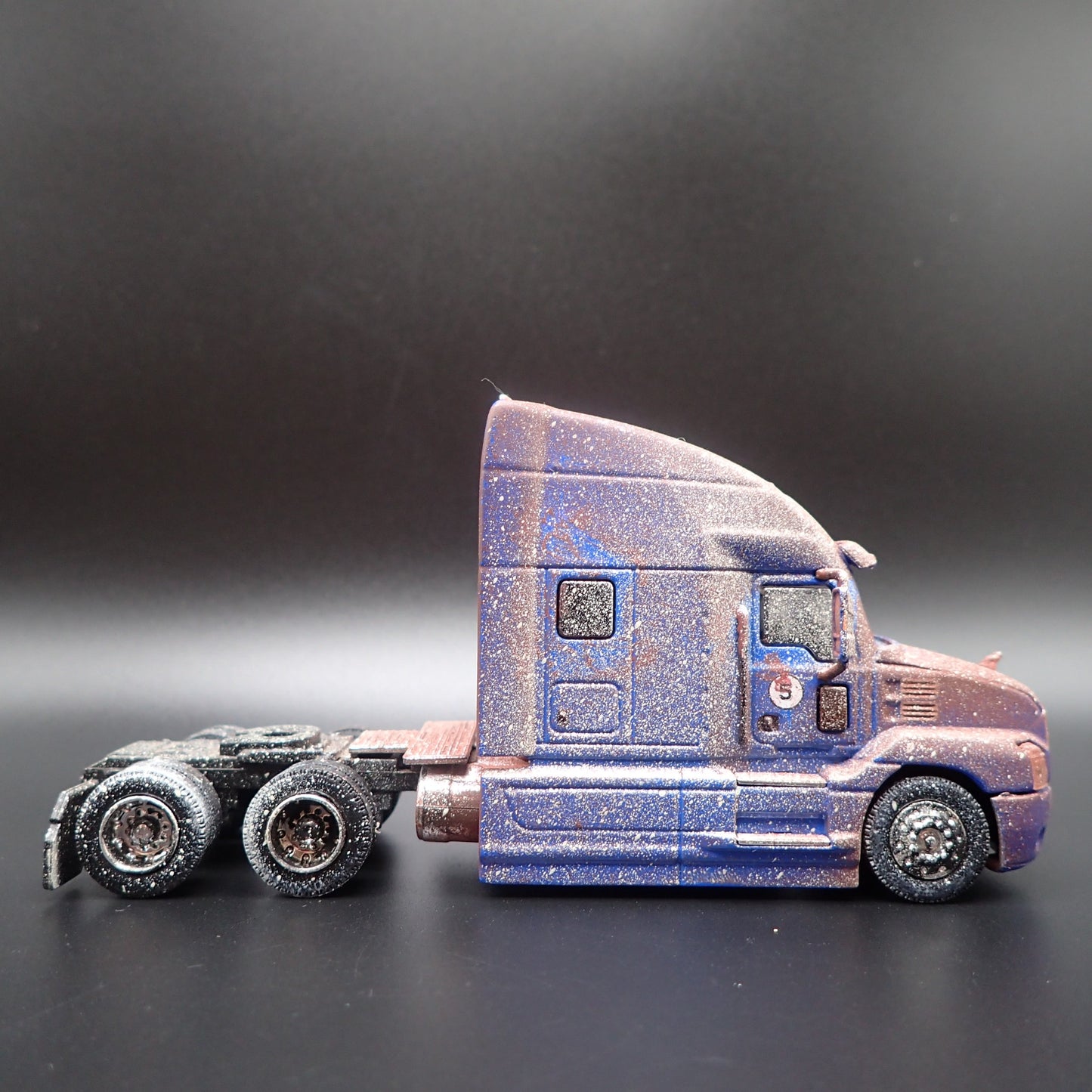 2019 MACK ANTHEM HIGHWAY LONG HAUL TRUCK CAB BARN FIND 1:64 DIECAST MODEL CAR