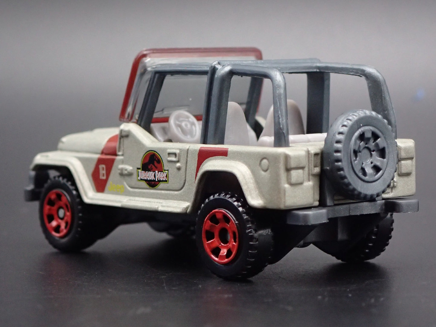 1993 93 JEEP WRANGLER YJ JURASSIC PARK 18 1:64 SCALE DIORAMA DIECAST MODEL CAR