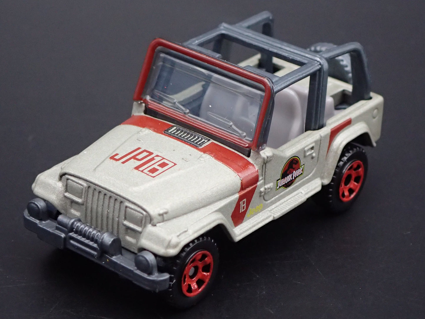 1993 93 JEEP WRANGLER YJ JURASSIC PARK 18 1:64 SCALE DIORAMA DIECAST MODEL CAR