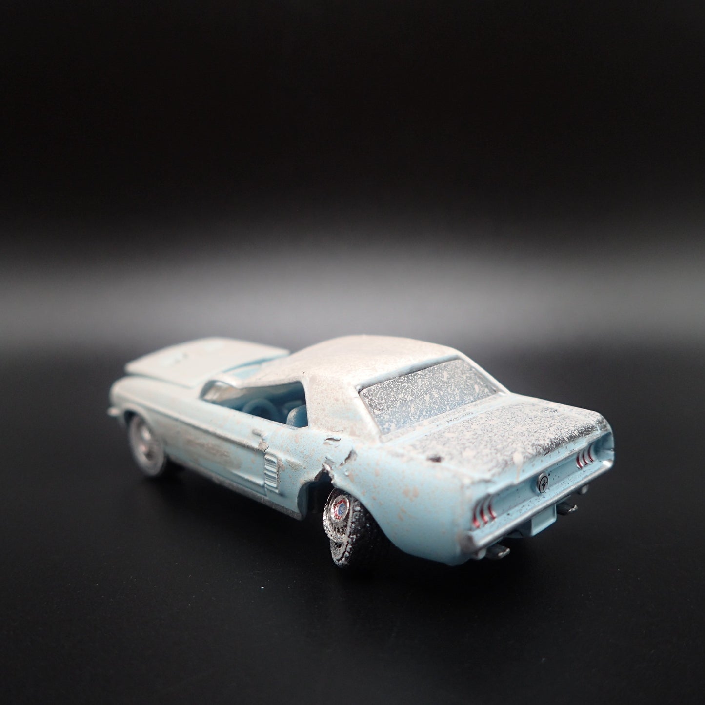 1967 67 FORD MUSTANG COUPE JUNKYARD  1:64 SCALE DIORAMA DIECAST MODEL CAR