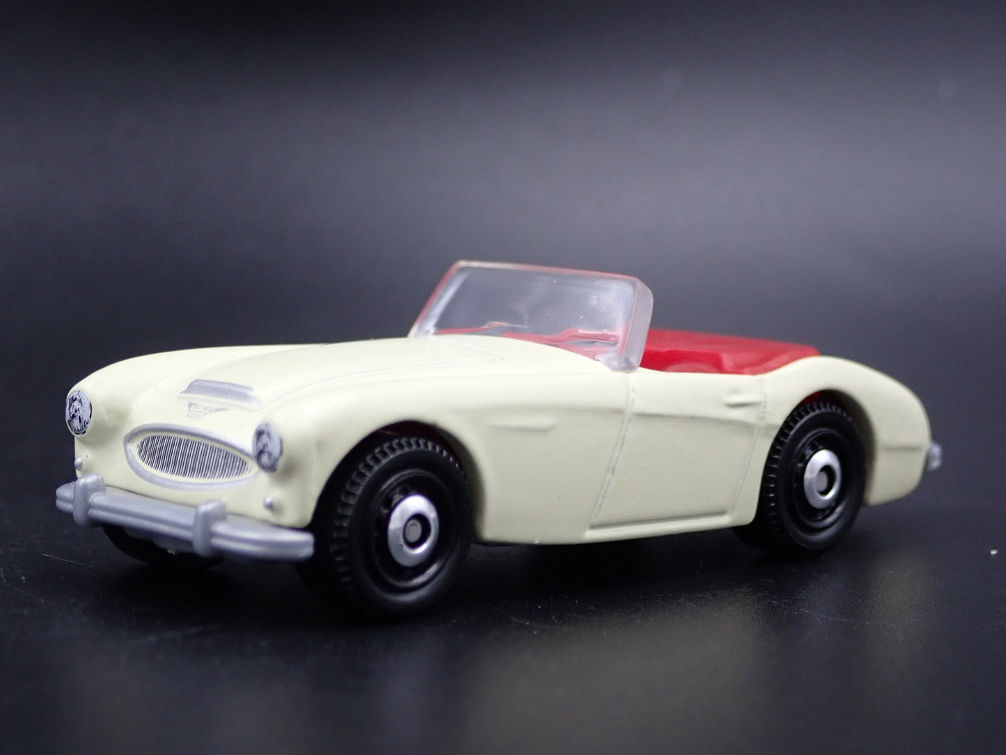 1963-1967 AUSTIN HEALEY ROADSTER CONVERTIBLE RARE 1:64 SCALE DIECAST MODEL CAR