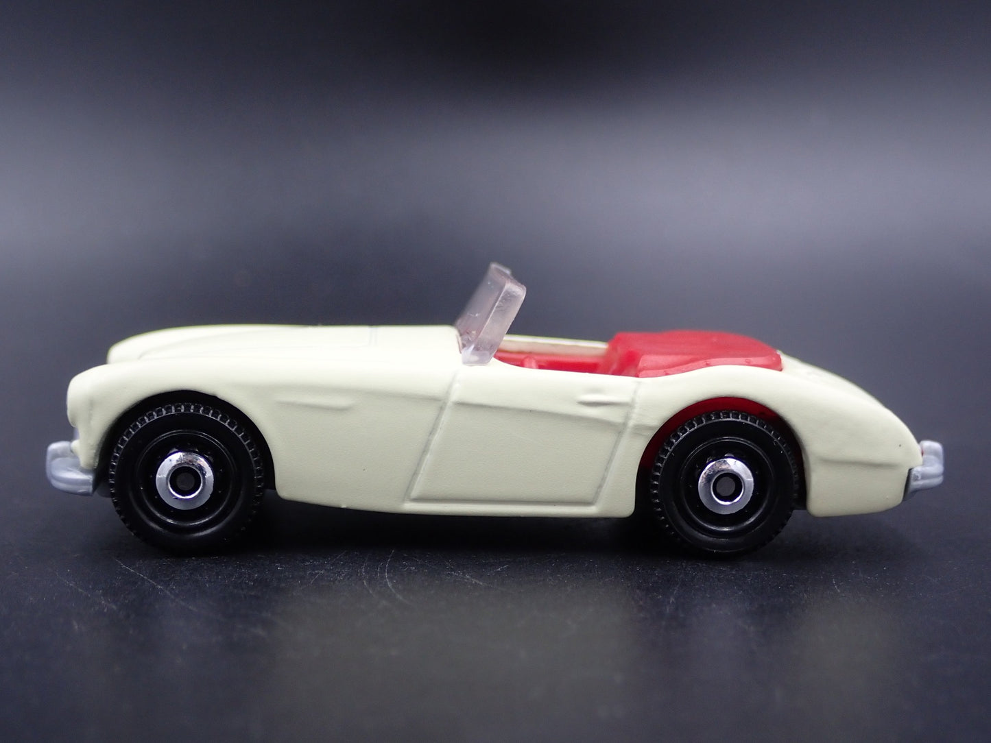 1963-1967 AUSTIN HEALEY ROADSTER CONVERTIBLE RARE 1:64 SCALE DIECAST MODEL CAR