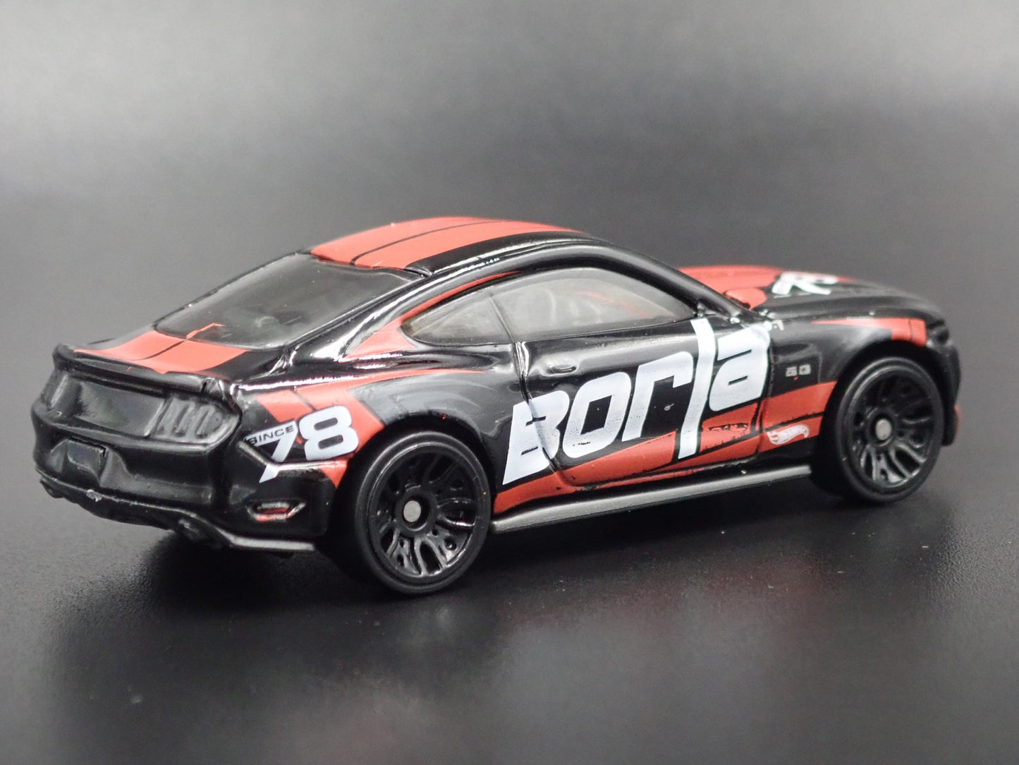 2015-2023 FORD MUSTANG GT BORLA 1:64 SCALE COLLECTIBLE DIORAMA DIECAST MODEL CAR