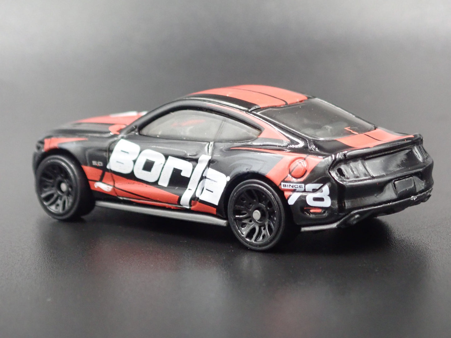 2015-2023 FORD MUSTANG GT BORLA 1:64 SCALE COLLECTIBLE DIORAMA DIECAST MODEL CAR