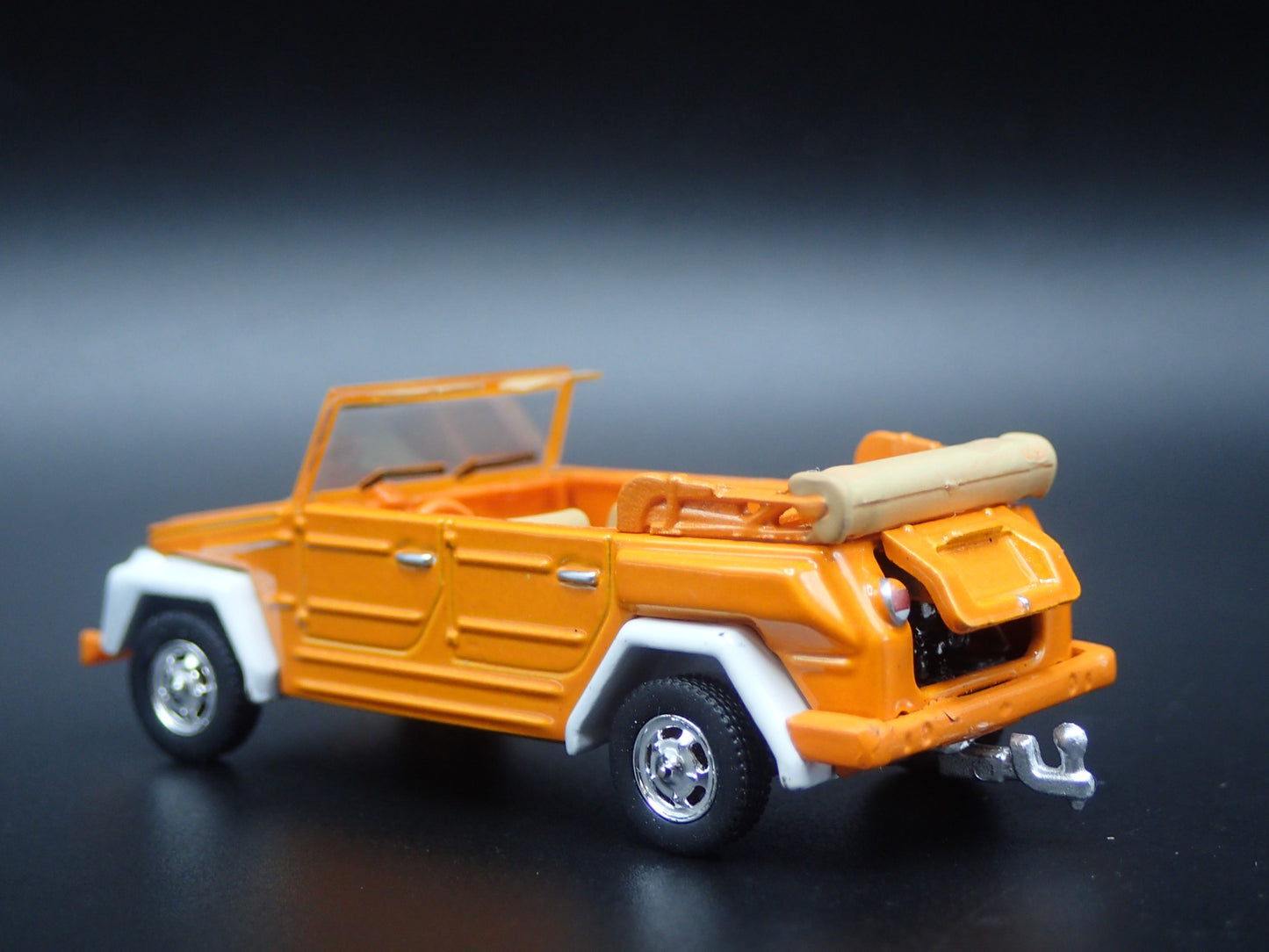VOLKSWAGEN THING TYPE 181 HITCH ORANGE 1:64 SCALE COLLECTIBLE DIECAST MODEL CAR