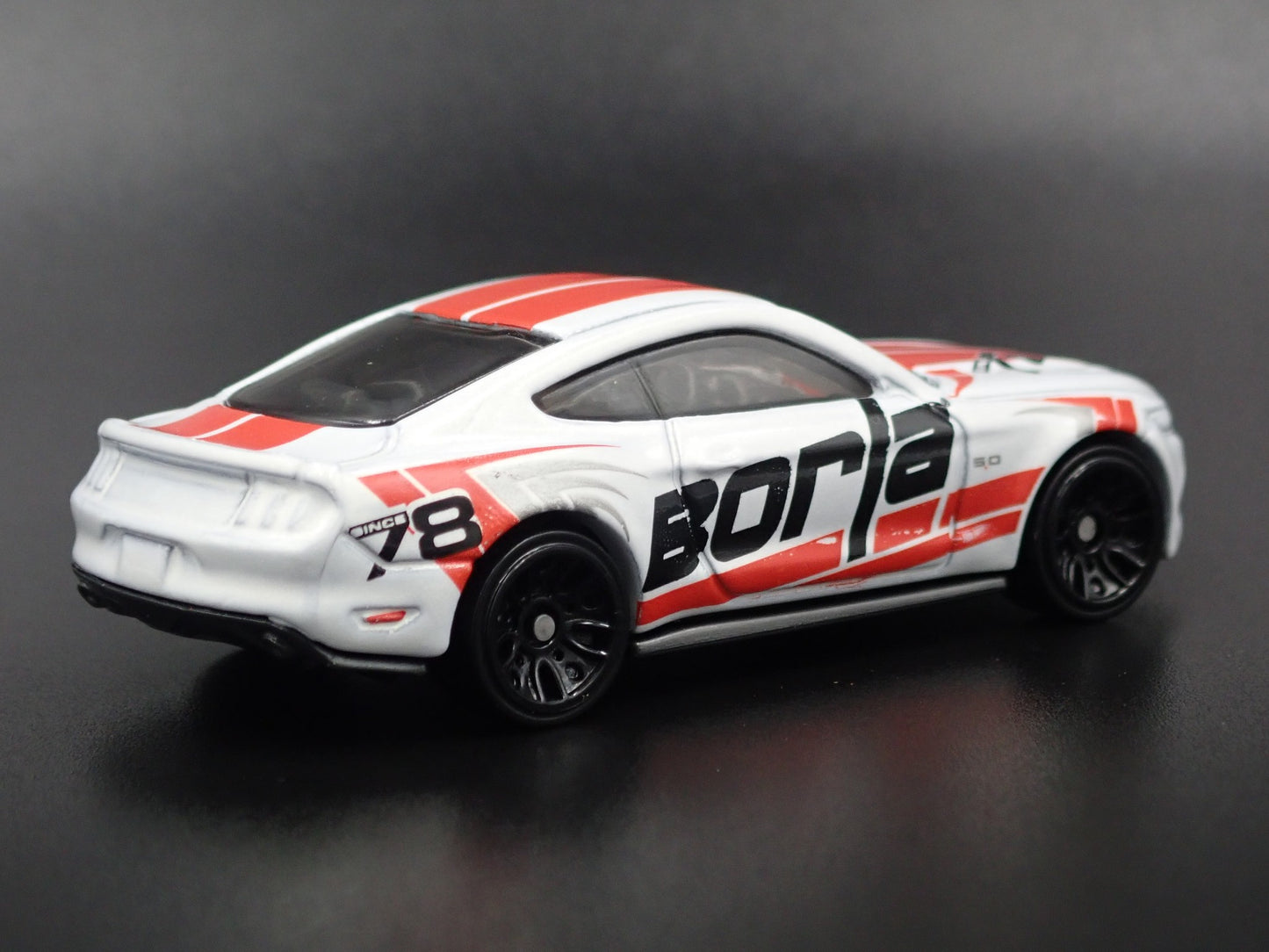 2015-2023 FORD MUSTANG GT BORLA 1:64 SCALE COLLECTIBLE DIORAMA DIECAST MODEL CAR