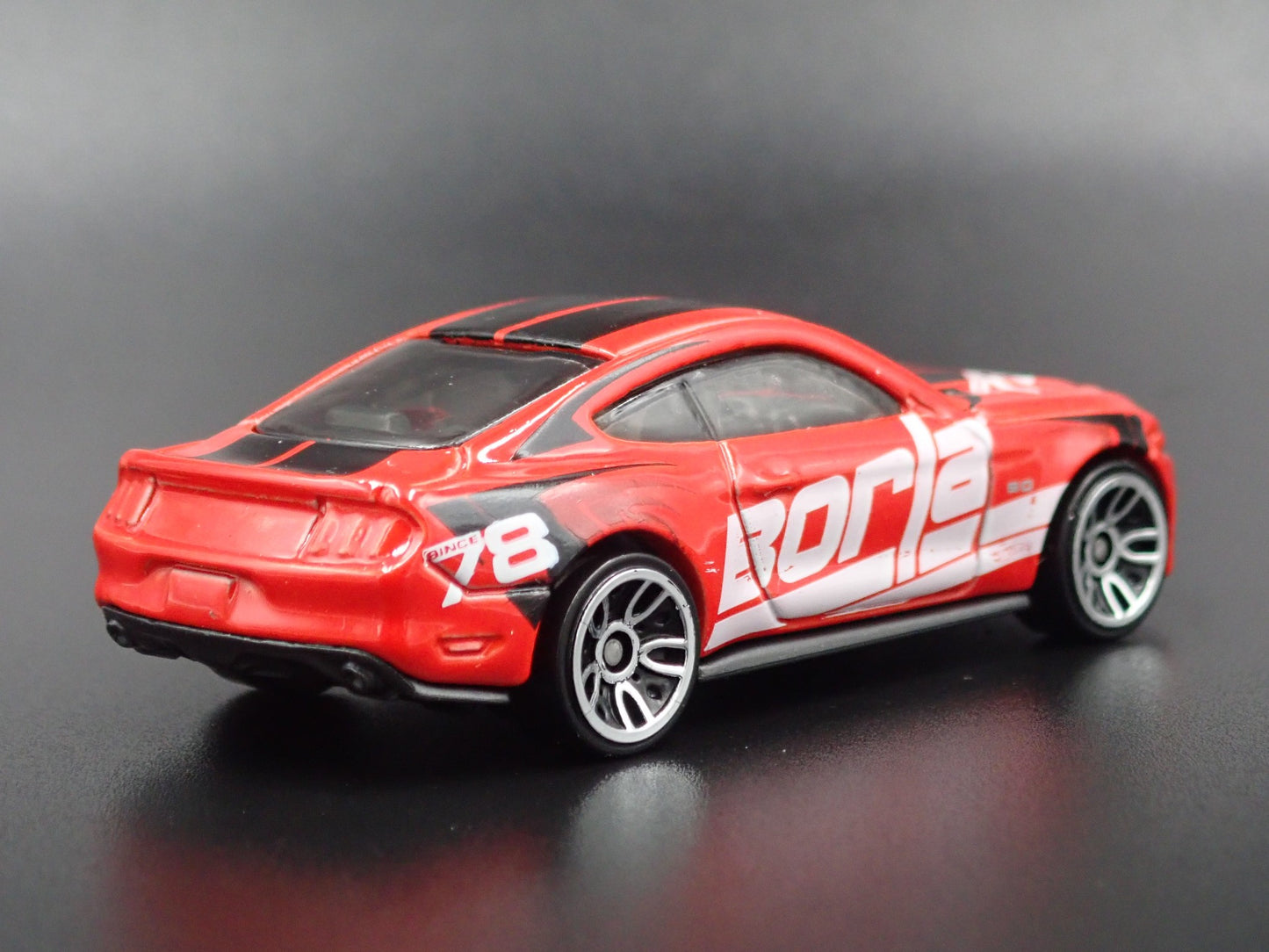 2015-2023 FORD MUSTANG GT BORLA 1:64 SCALE COLLECTIBLE DIORAMA DIECAST MODEL CAR