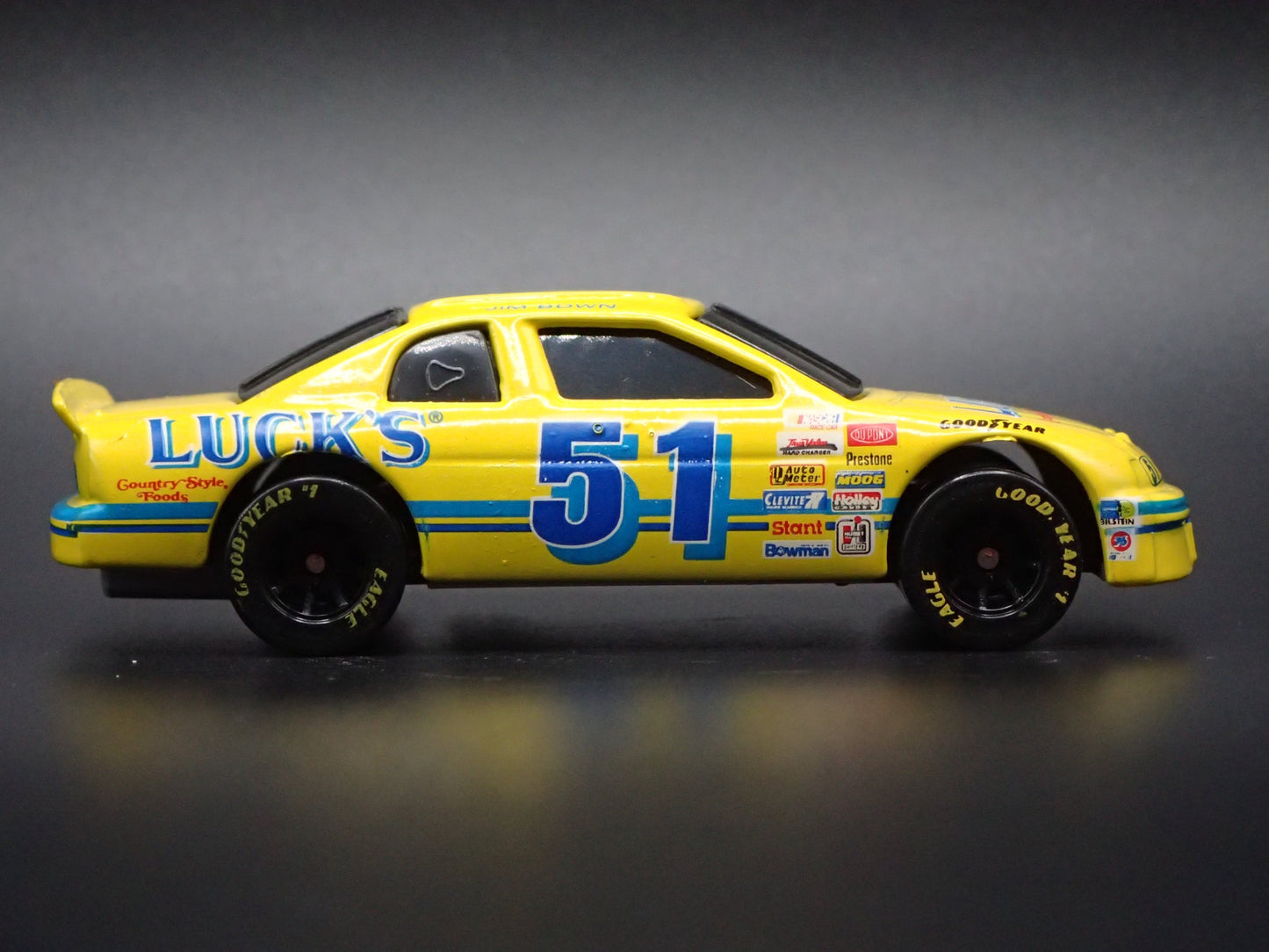 1995 95 CHEVROLET MONTE CARLO 51 JIM BROWN NASCAR 1:64 SCALE DIECAST MODEL CAR