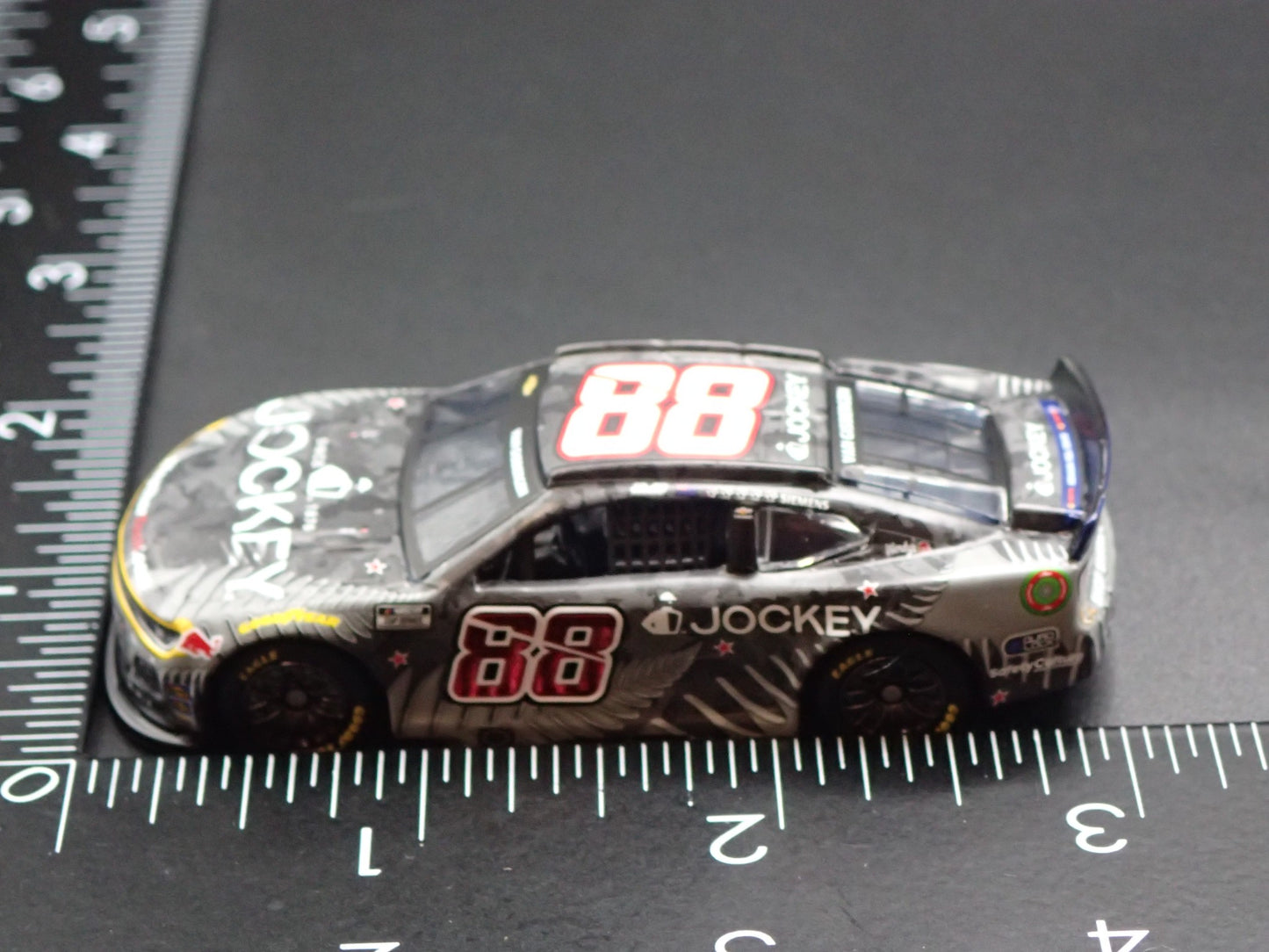 2025 25 CHEVY 88 SHANE VAN GISBERGEN JOCKEY NZ NASCAR 1:64 DIECAST MODEL CAR