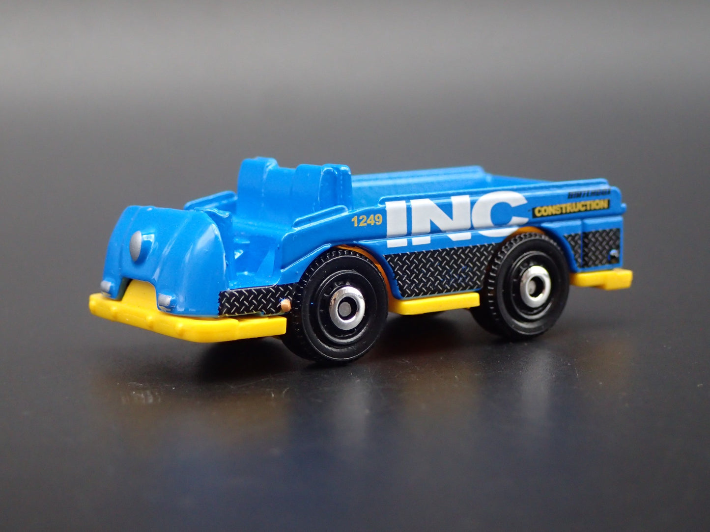 MINI CARGO TRUCK INC BLUE 1/64 MB SCALE COLLECTIBLE DIORAMA DIECAST MODEL CAR