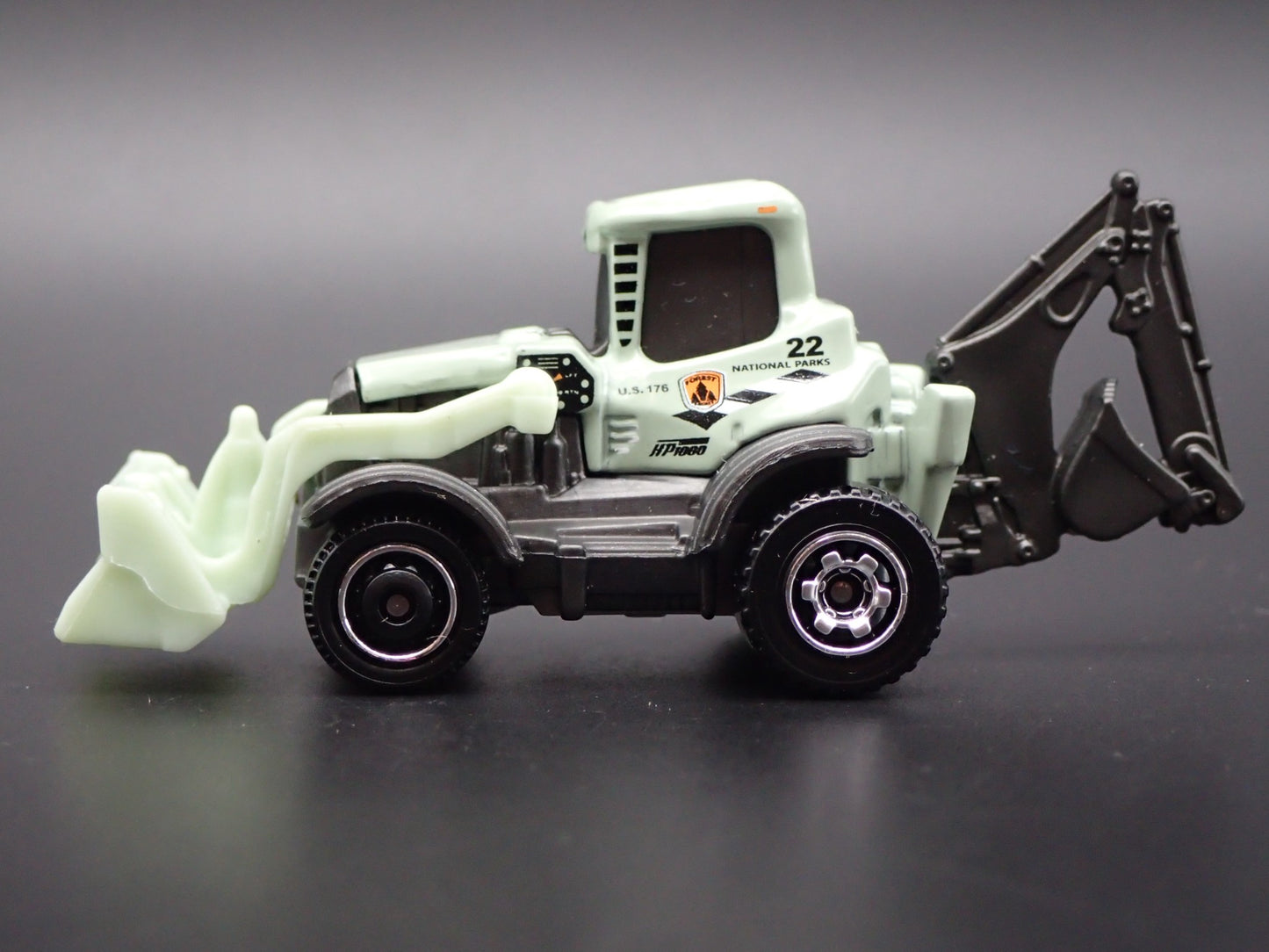 BACKHOE NATIONAL PARKS CONTRUCTION GREEN 1:64 MB SCALE DIORAMA DIECAST MODEL CAR