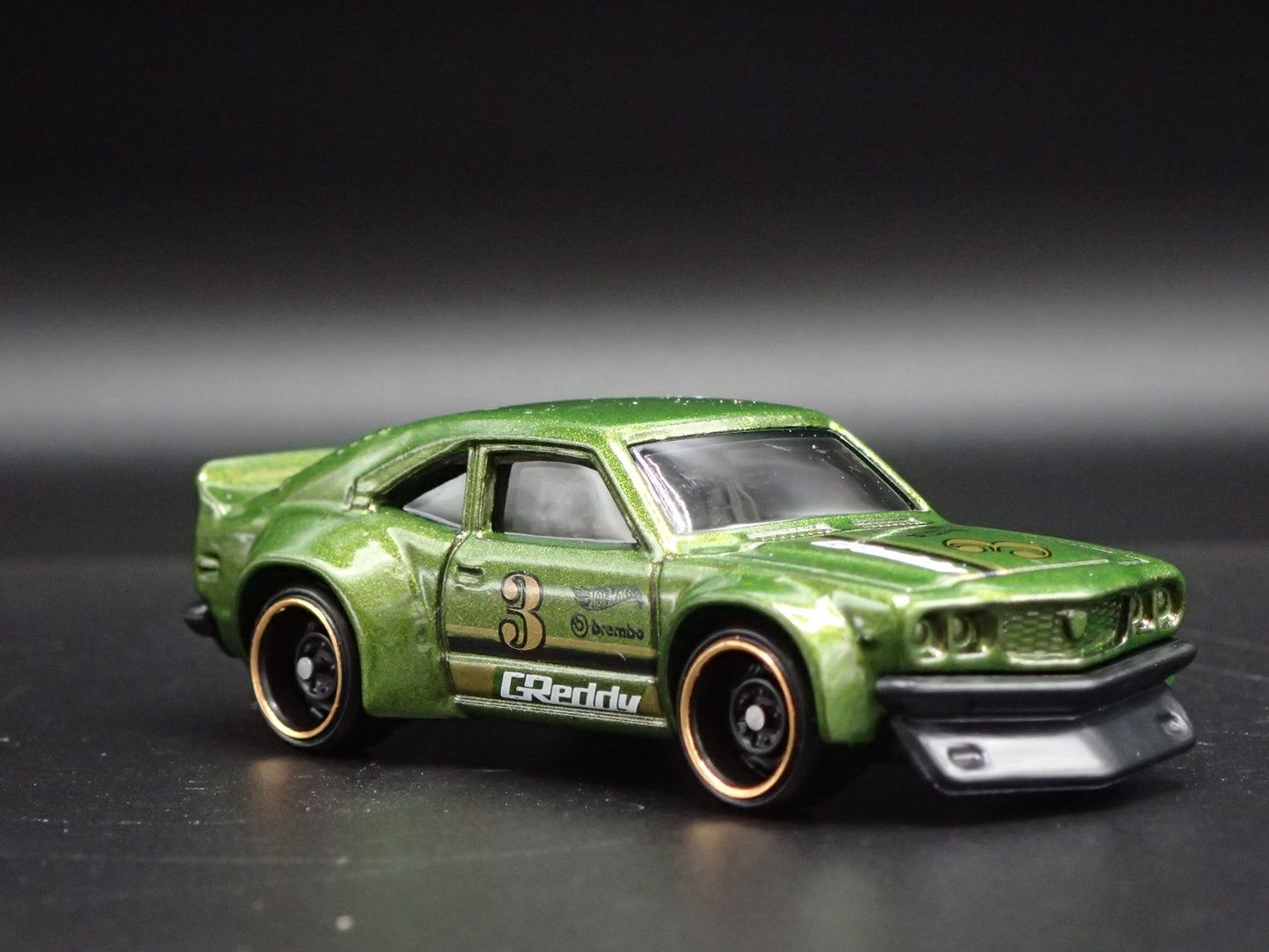 1971-1978 MAZDA RX3 GREDDY 1:64 SCALE COLLECTIBLE DIORAMA DIECAST MODEL CAR