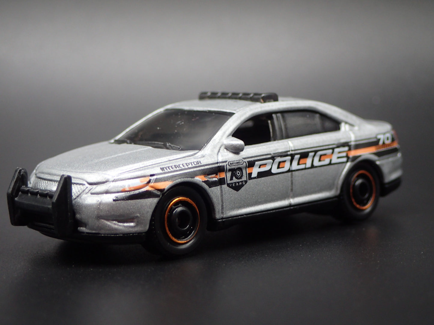 FORD POLICE INTERCEPTOR SSP SILVER 1/64 MB SCALE COLLECTIBLE DIECAST MODEL CAR
