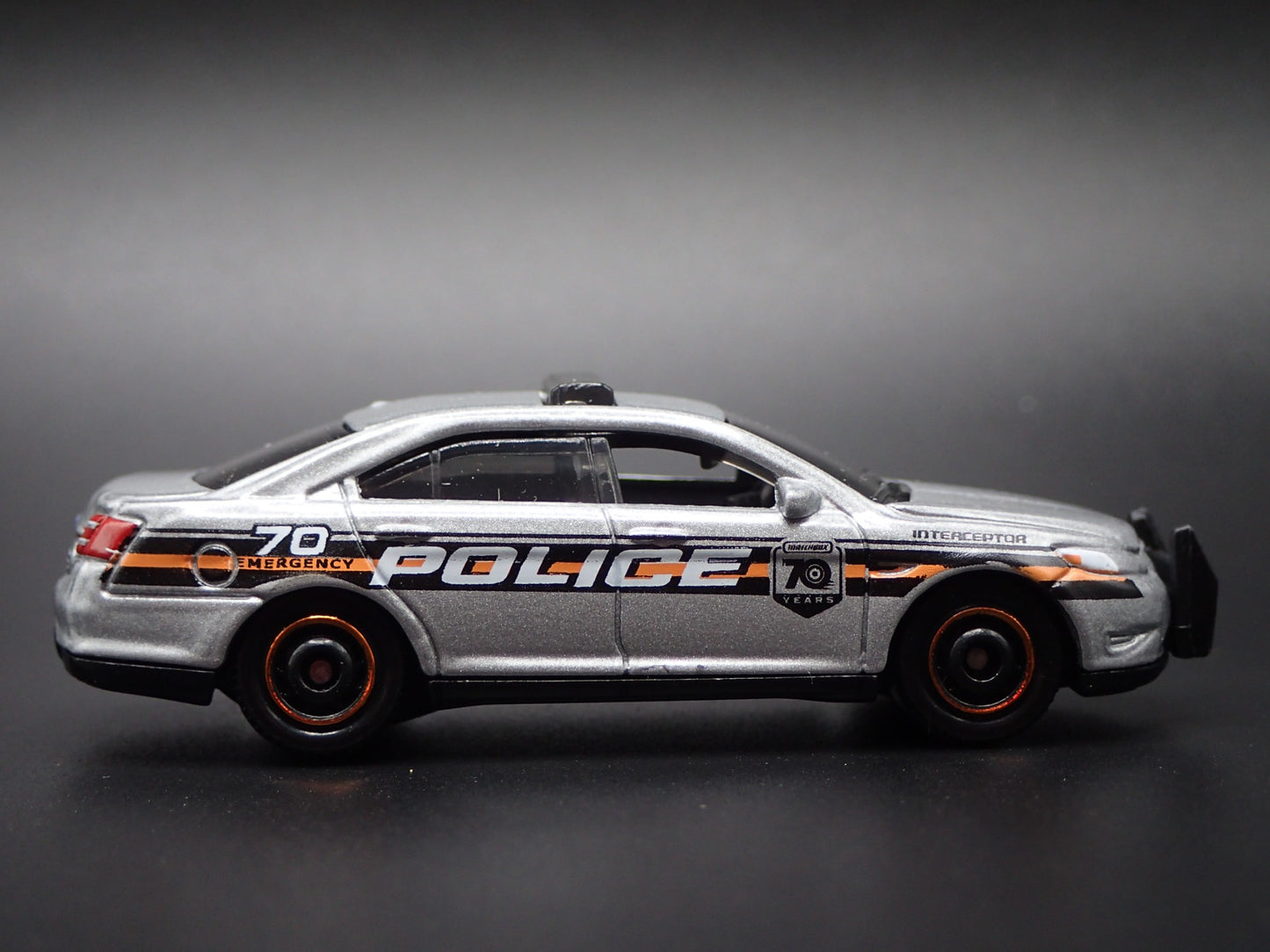 FORD POLICE INTERCEPTOR SSP SILVER 1/64 MB SCALE COLLECTIBLE DIECAST MODEL CAR