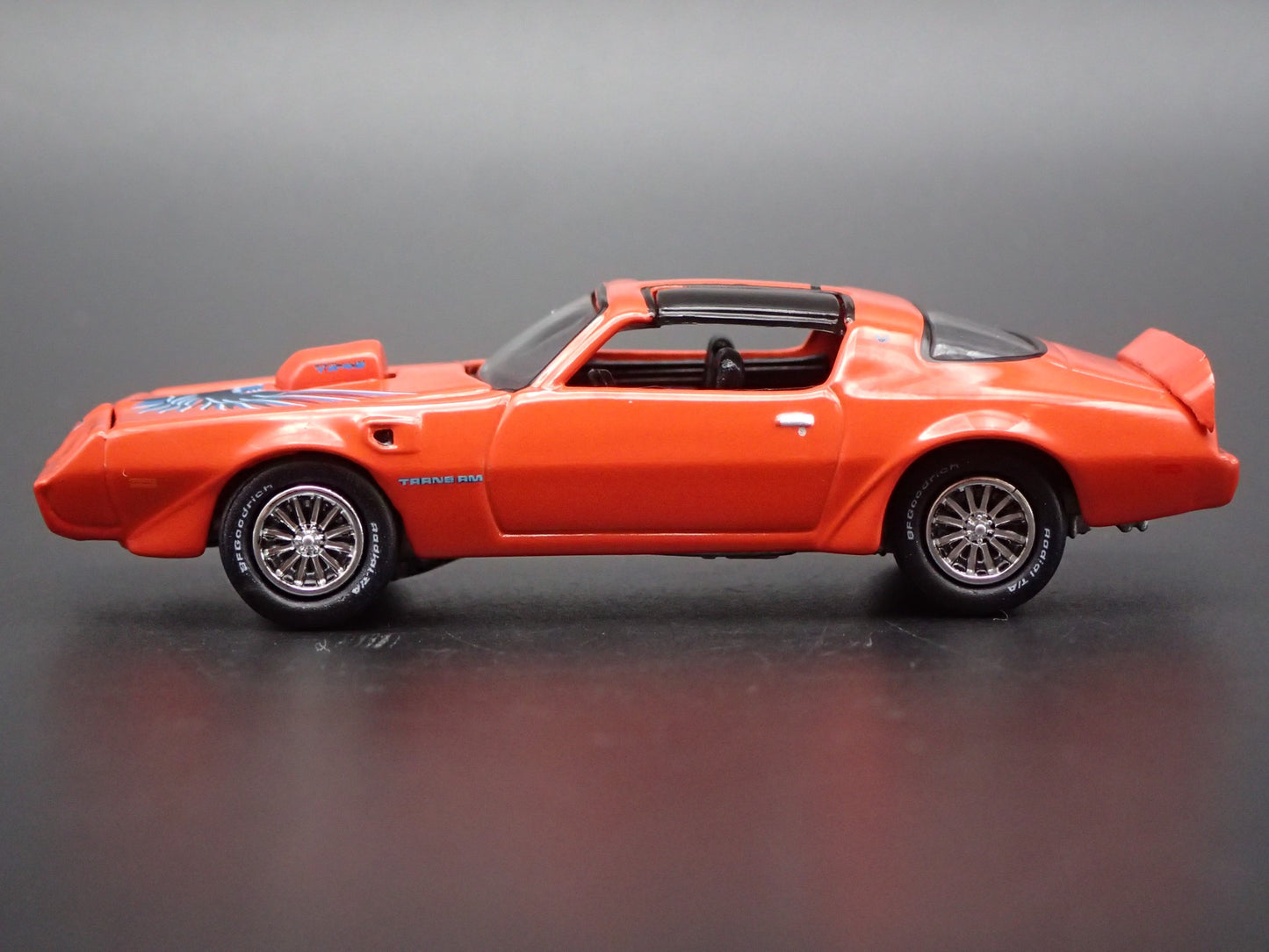 1980 80 PONTIAC FIREBIRD TRANS AM TA  1/64 SCALE COLLECTIBLE DIECAST MODEL CAR