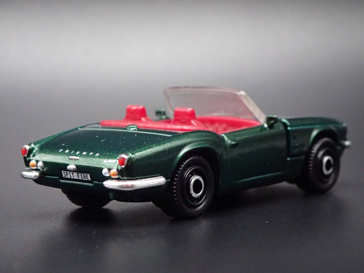 1967-1970 TRIUMPH SPITFIRE CONVERTIBLE MARK III 1:64 SCALE DIECAST MODEL CAR