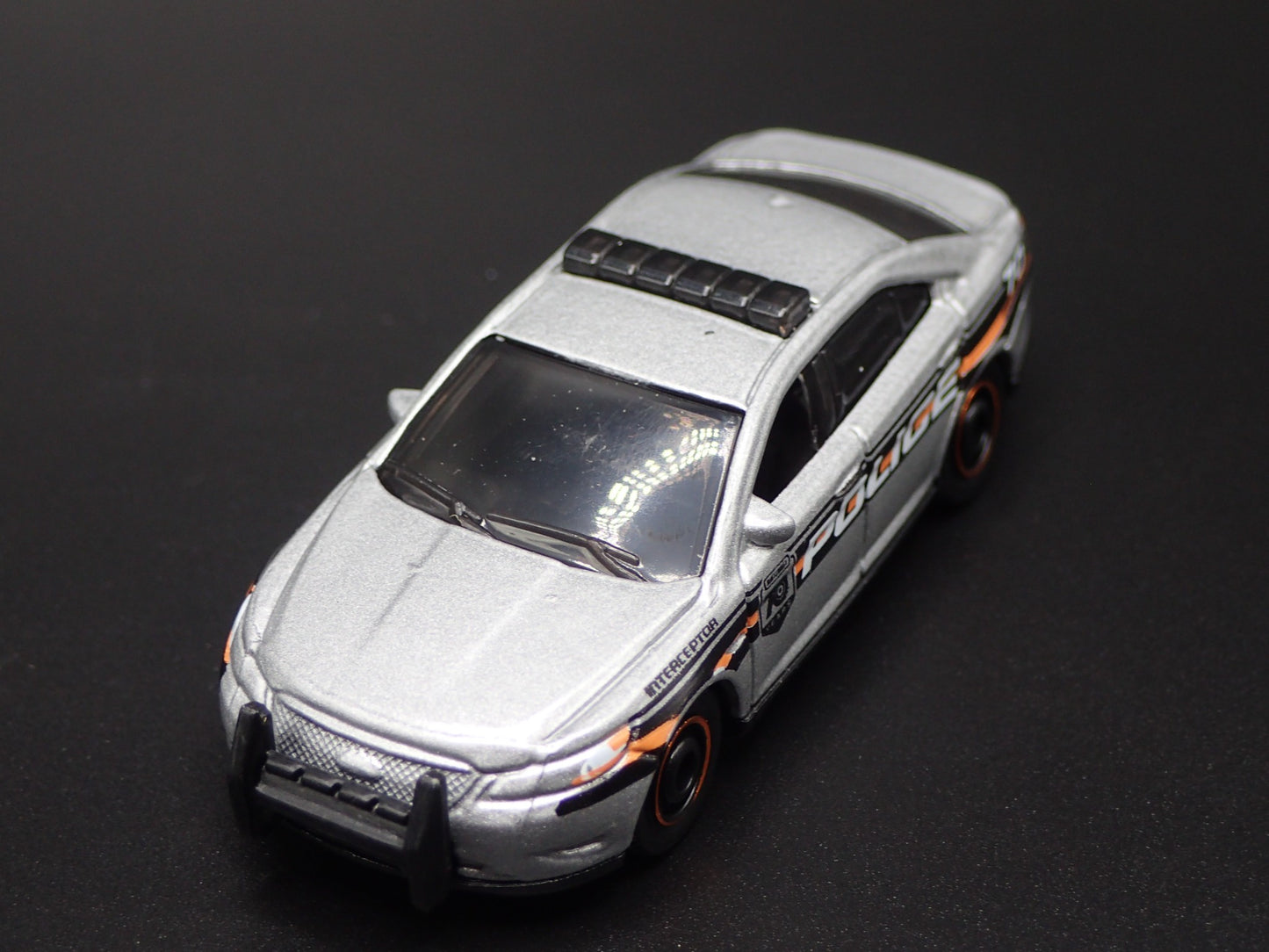 FORD POLICE INTERCEPTOR SSP SILVER 1/64 MB SCALE COLLECTIBLE DIECAST MODEL CAR