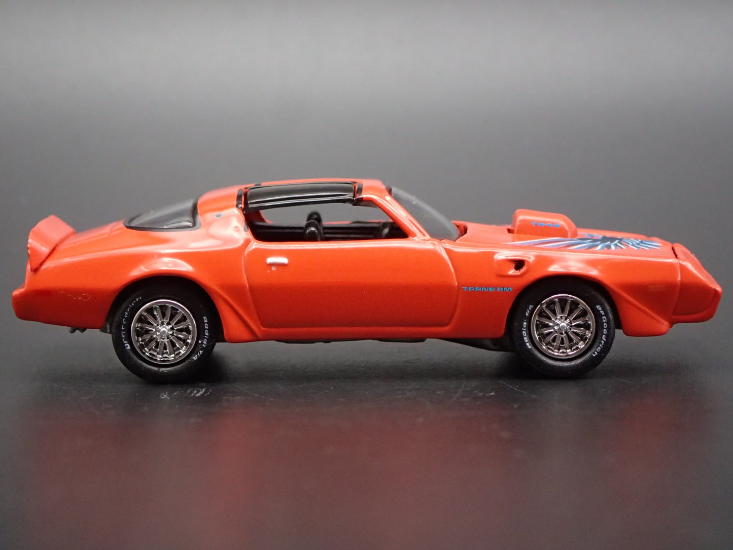 1980 80 PONTIAC FIREBIRD TRANS AM TA  1/64 SCALE COLLECTIBLE DIECAST MODEL CAR
