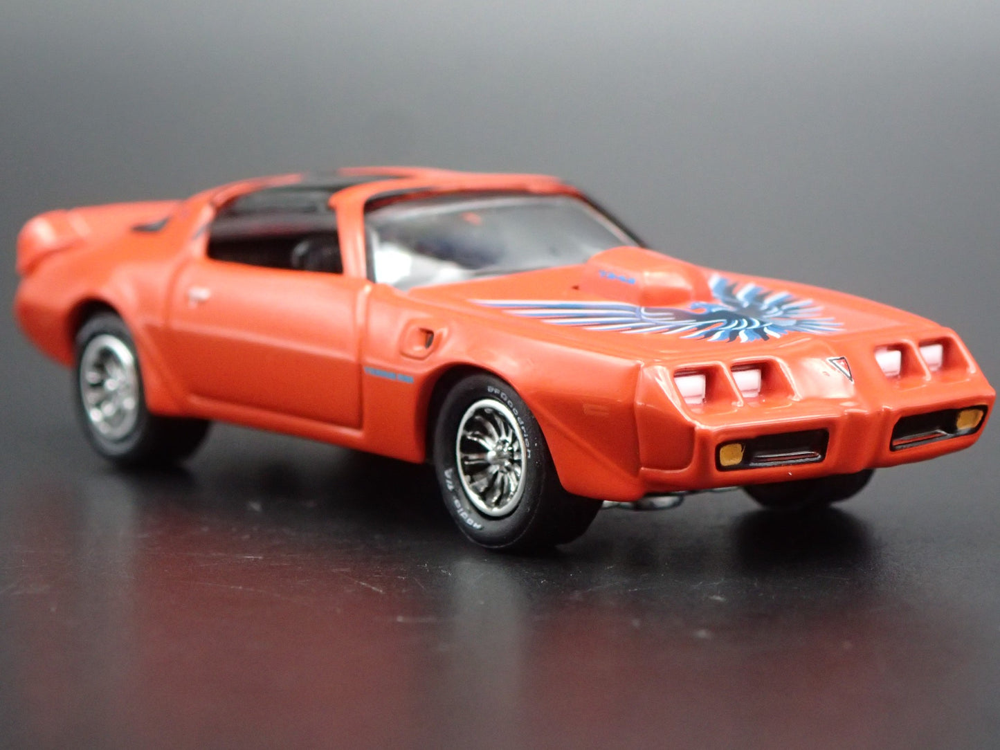 1980 80 PONTIAC FIREBIRD TRANS AM TA  1/64 SCALE COLLECTIBLE DIECAST MODEL CAR