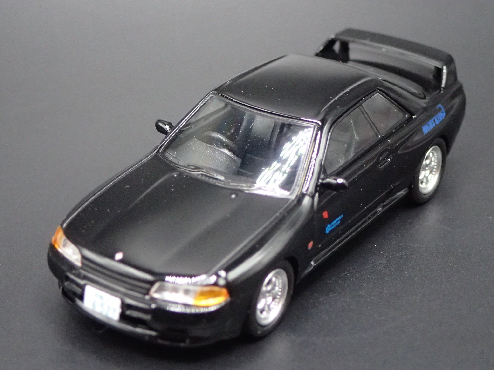 1989-1994 NISSAN SKYLINE GTR R32 INITIAL D BLACK 1:64 SCALE