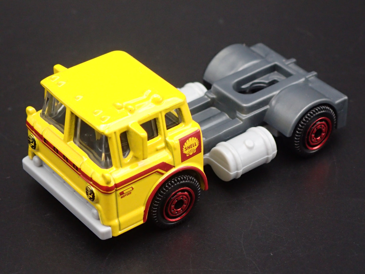 1963-1990 FORD C900 COE RIG TRUCK SHELL 1:64 MB SCALE DIORAMA DIECAST MODEL CAR