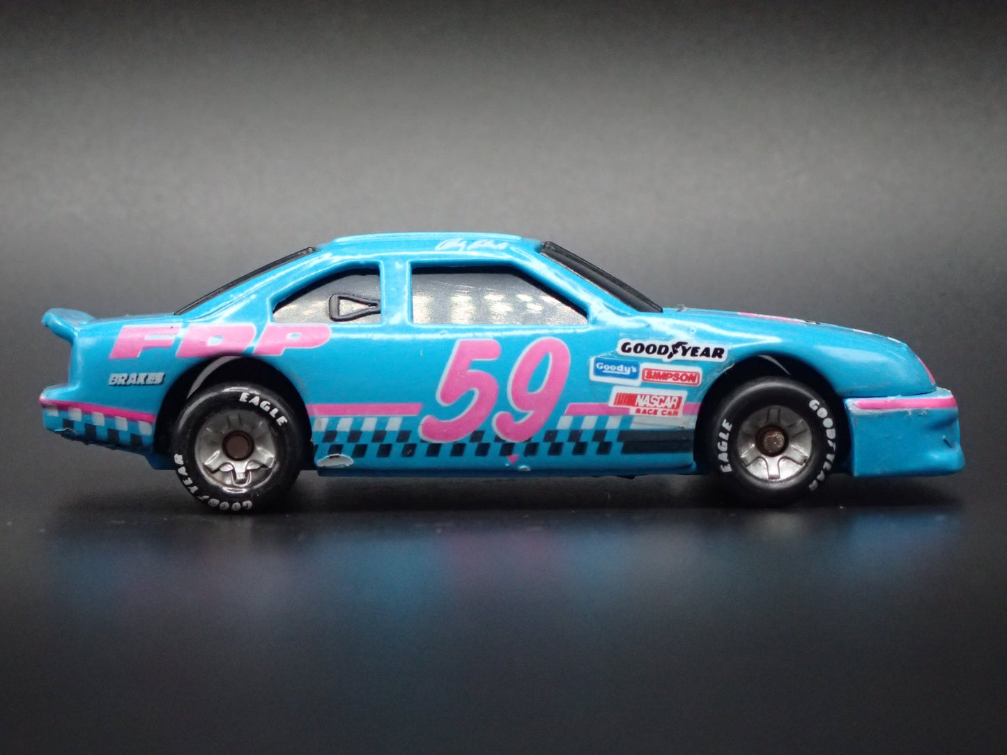 1992 92 FORD THUNDERBIRD 59 ANDY BELMONT FDP NASCAR 1/64 SCALE DIECAST MODEL CAR