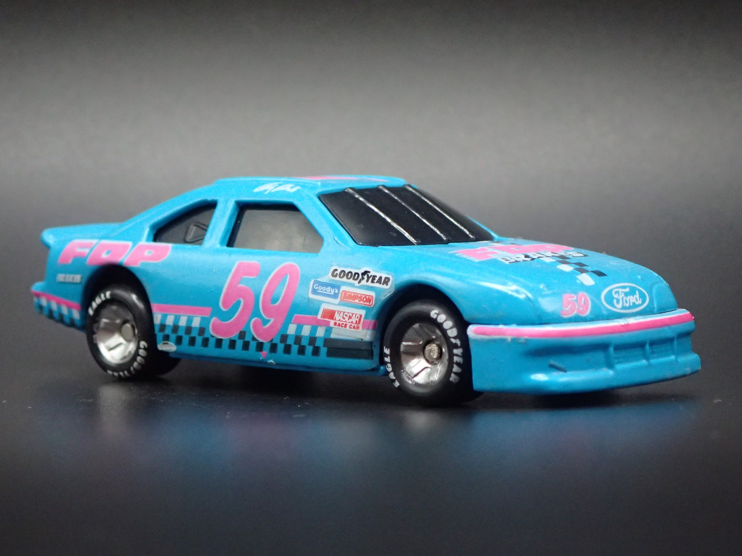 1992 92 FORD THUNDERBIRD 59 ANDY BELMONT FDP NASCAR 1/64 SCALE DIECAST MODEL CAR