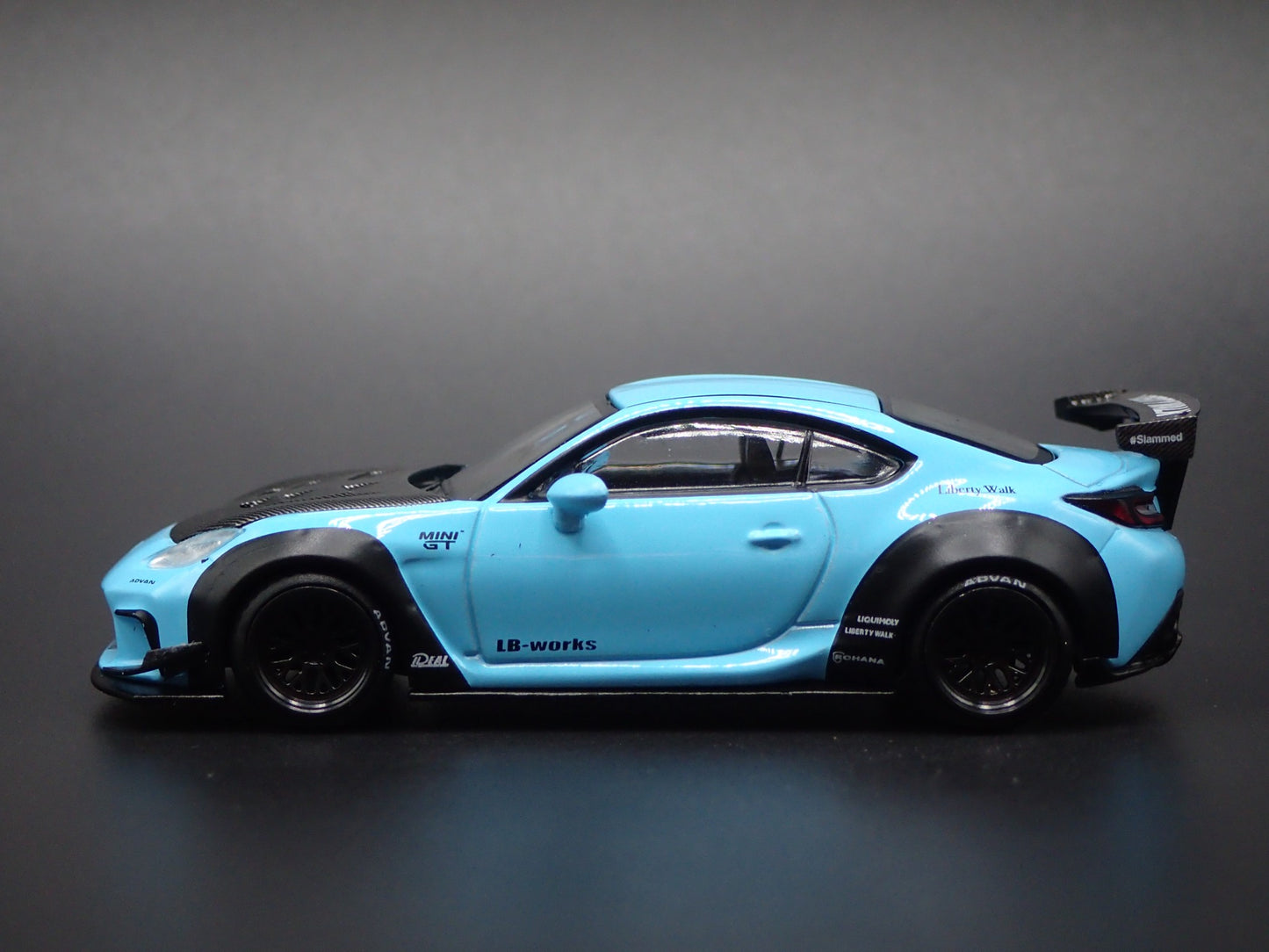 2021-2025 TOYOTA GR86 LB NATION 1/64 SCALE COLLECTIBLE DIORAMA DIECAST MODEL CAR