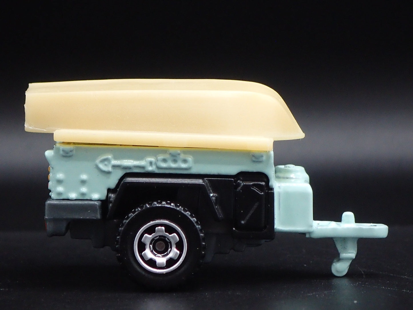 UTILITY CAMPING TRAILER NATIONAL PARKS RARE 1:64 SCALE DIORAMA DIECAST MODEL CAR