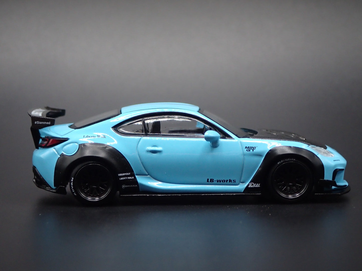 2021-2025 TOYOTA GR86 LB NATION 1/64 SCALE COLLECTIBLE DIORAMA DIECAST MODEL CAR