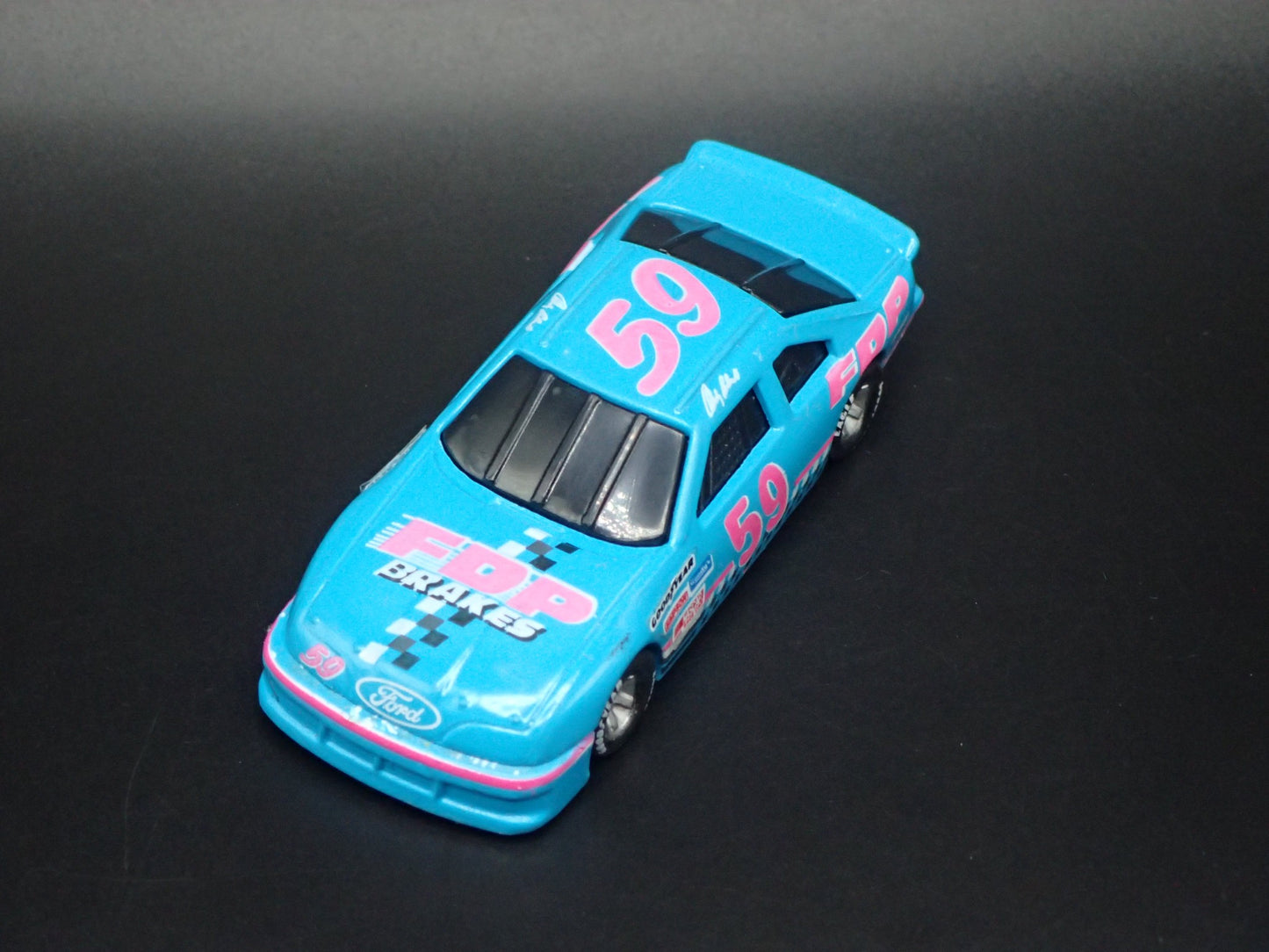 1992 92 FORD THUNDERBIRD 59 ANDY BELMONT FDP NASCAR 1/64 SCALE DIECAST MODEL CAR