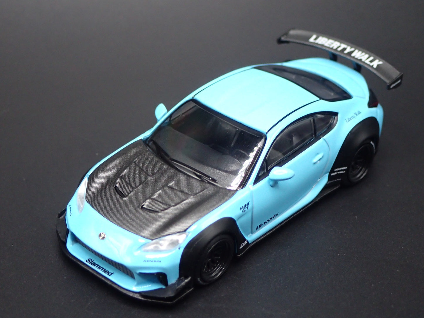 2021-2025 TOYOTA GR86 LB NATION 1/64 SCALE COLLECTIBLE DIORAMA DIECAST MODEL CAR